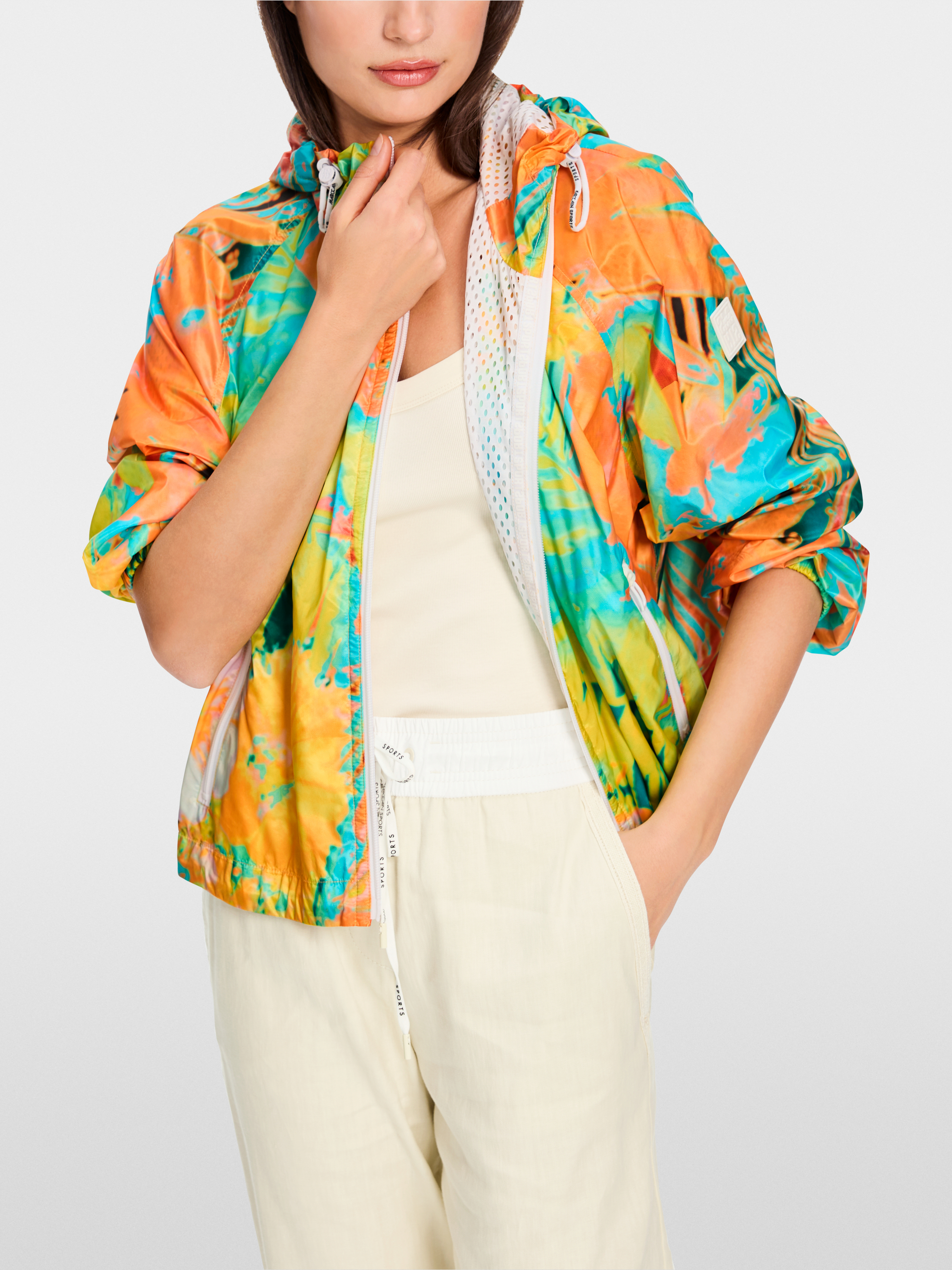 Marc-Cain Rethink Together outdoor jacket to go