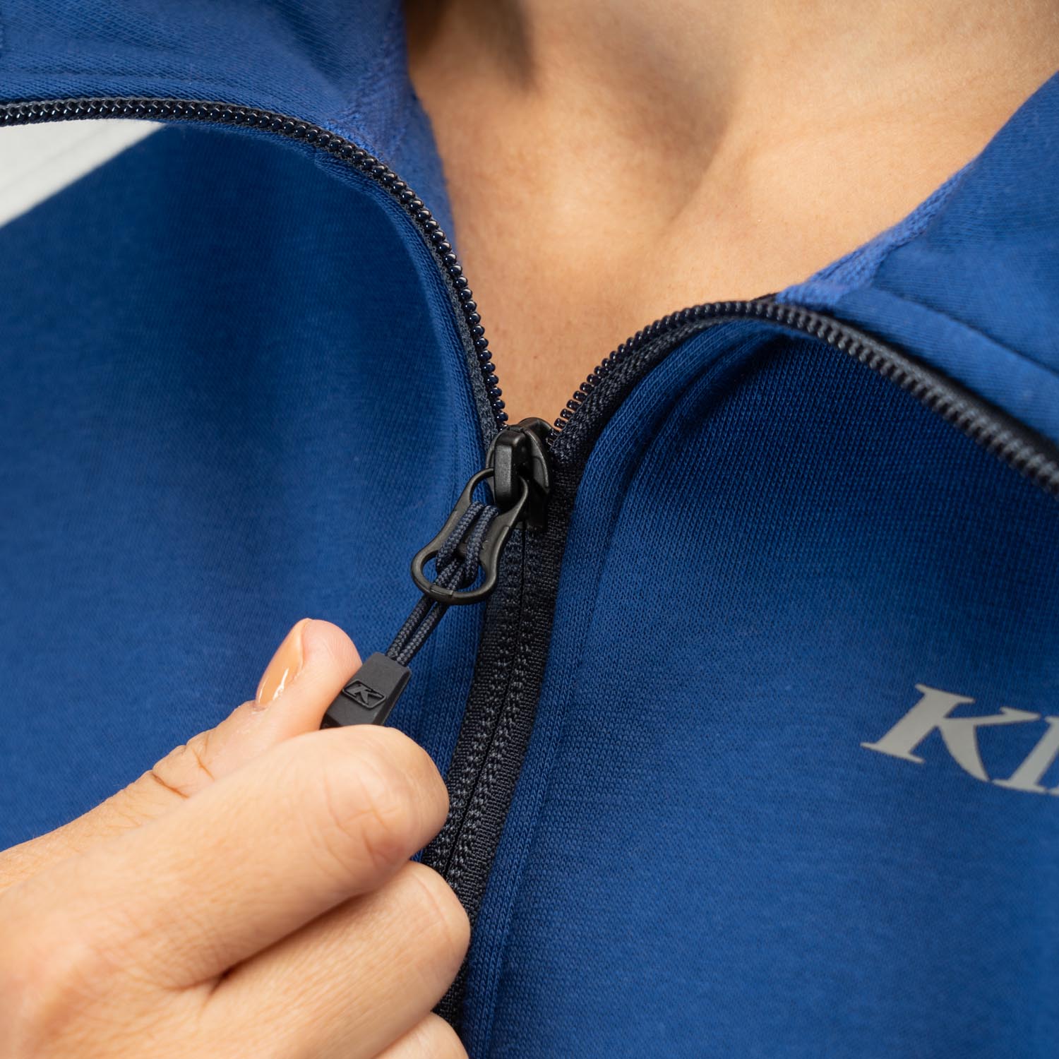 Huntley Pullover 1/4 Zip Crop Hoodie