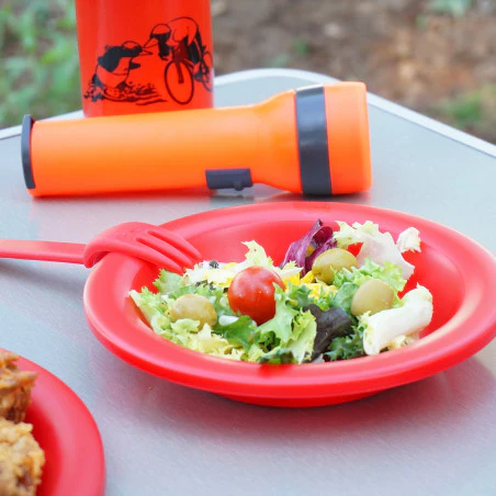 Pack de camping infantil COLONIAS PRO - vajilla + cantimplora + linterna