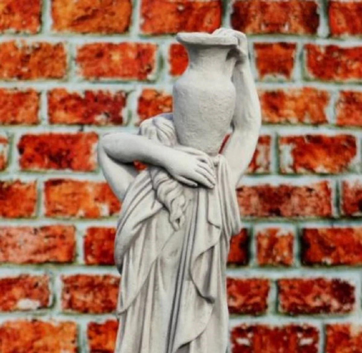 Casa Padrino fuente barroco mujer con jarra gris ? 78 x A. 175 cm - Magn¨ªfica fuente de jard¨ªn estilo barroco - Fuente redonda de piedra para decoraci¨®n de jard¨ªn - Decoraci¨®n de jard¨ªn barrocos