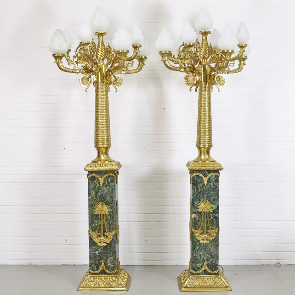 Casa Padrino baroque stand chandelier with marble pillars set mod1 black-green / gold - Noble & Sumptuous
