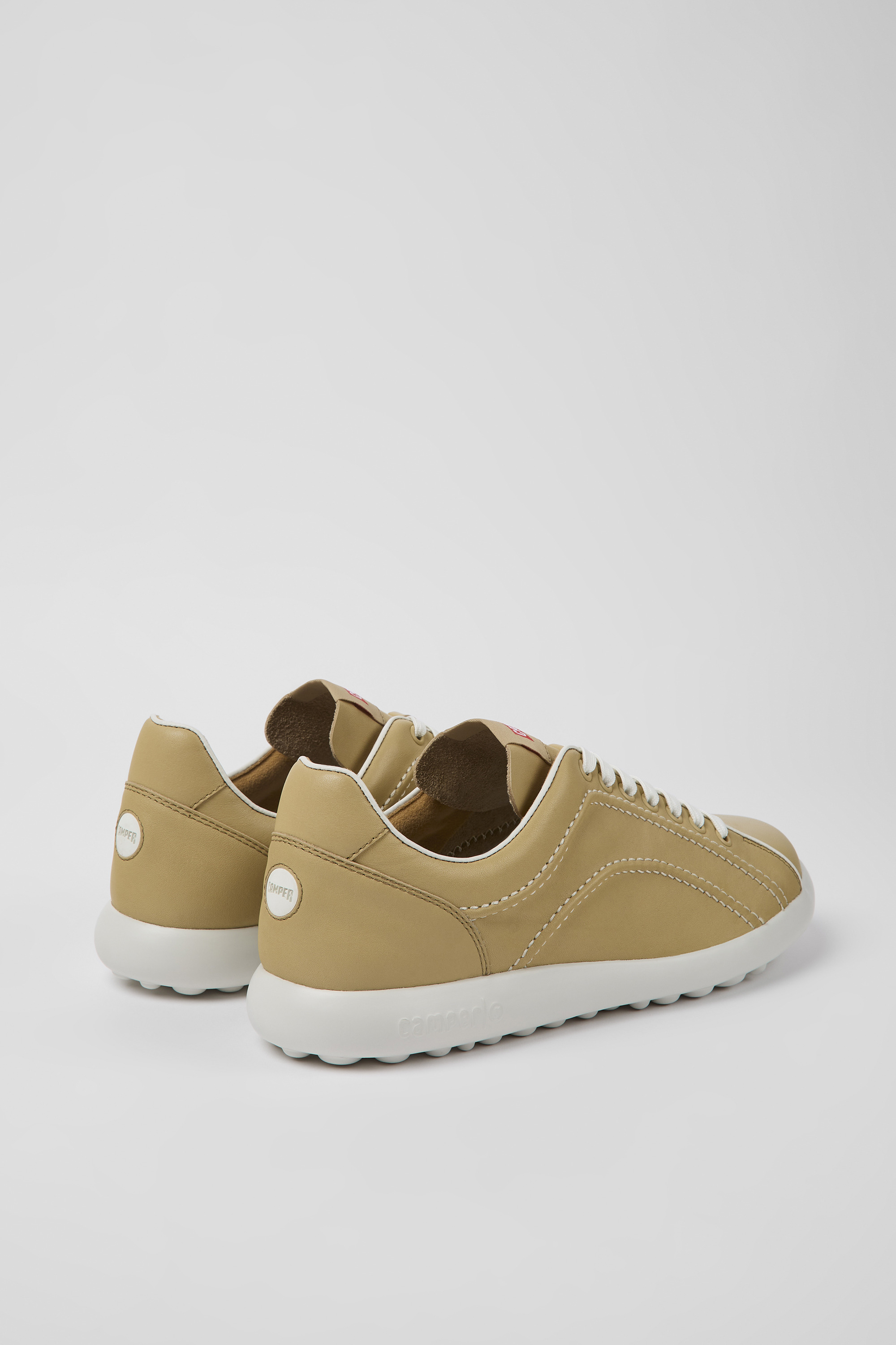 Pelotas XLite - Beige leather sneakers for men