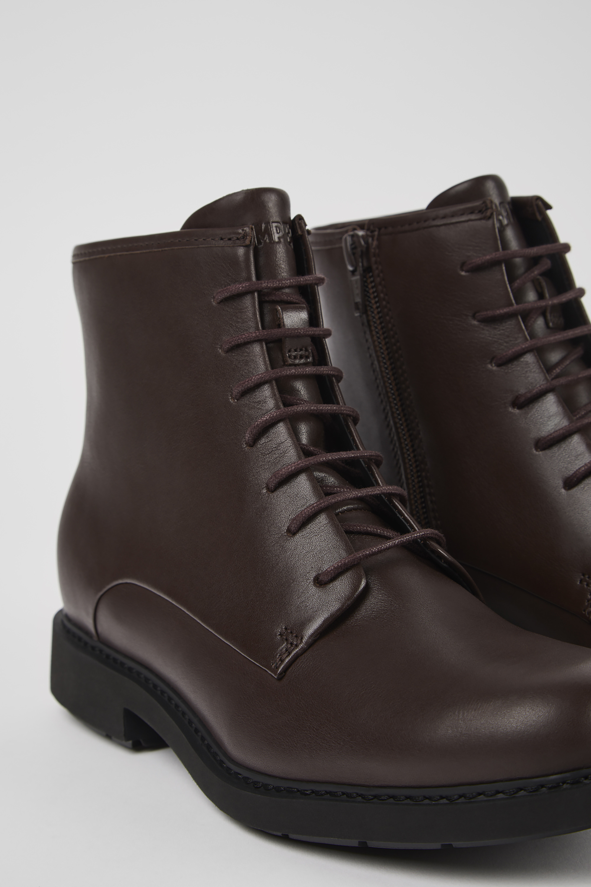Neuman - Brown leather ankle boots for women