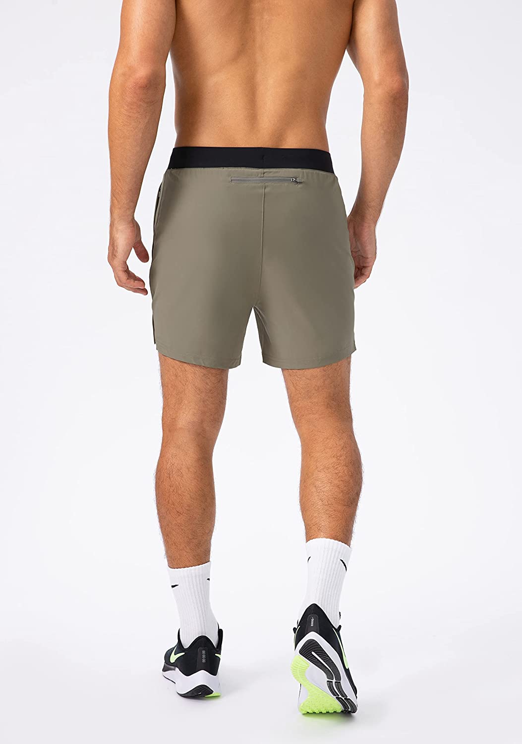 Men's Workout Running Shorts 5 Inch Lightweight Quick Dry Soccer Gym Athletic Shorts for Men with 3 Pockets