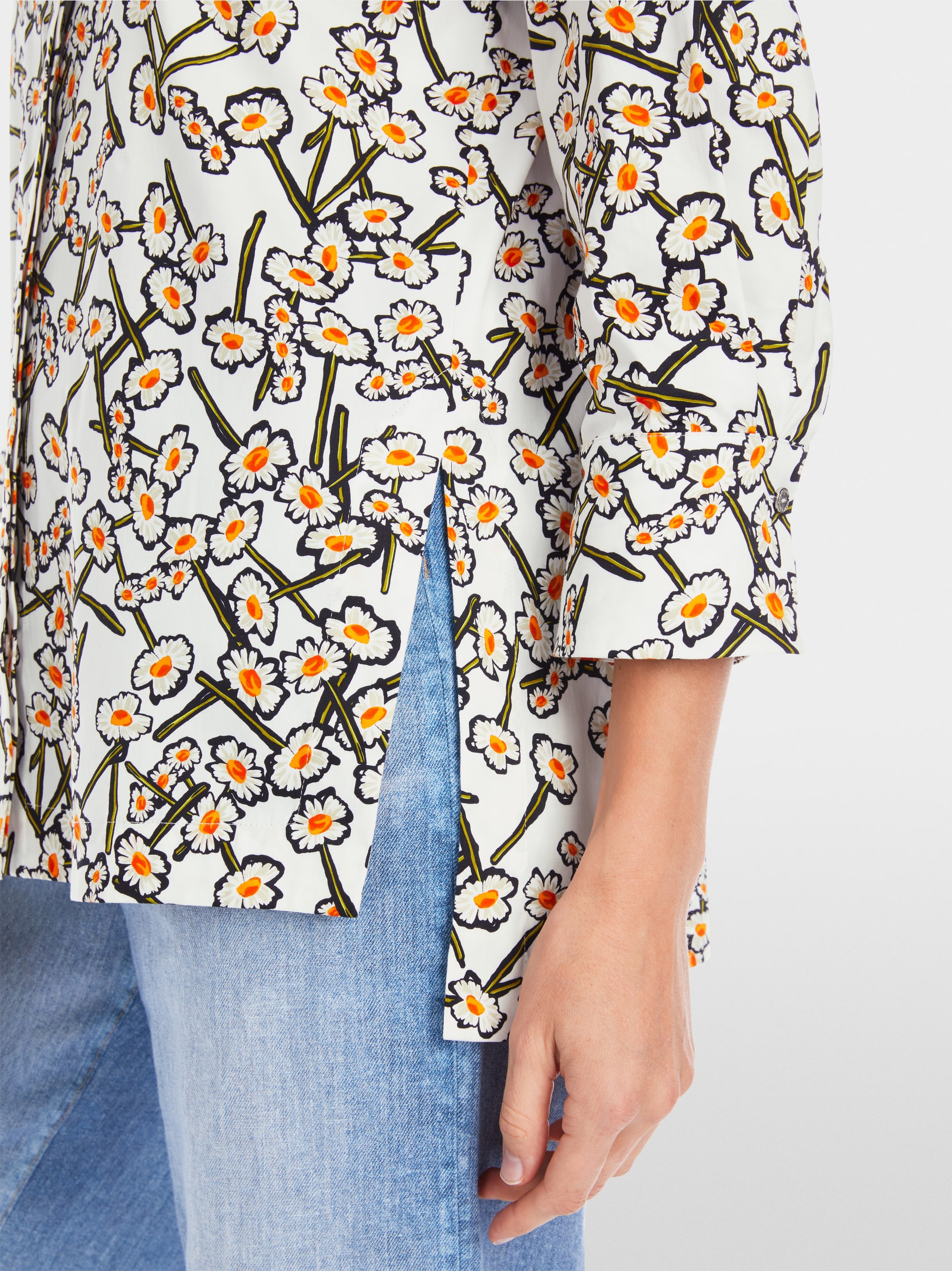 Marc-Cain Shirt blouse with daisy print