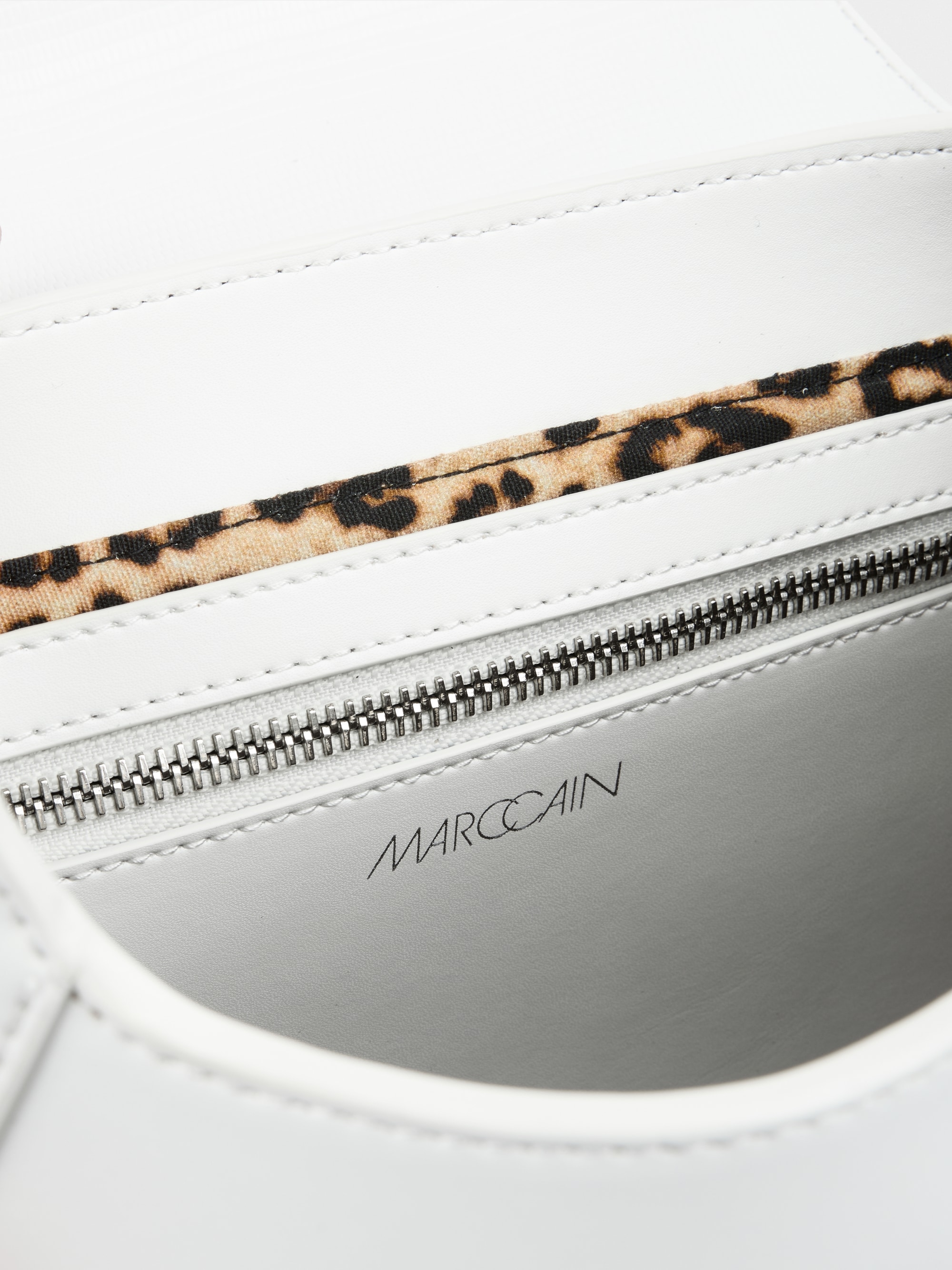 Marc-Cain Shoulder bag with metal fastener