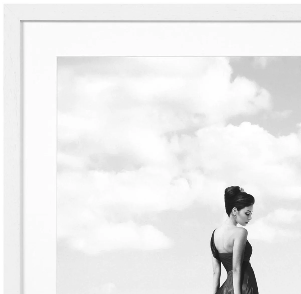 Casa Padrino imagen de lujo dama con guepardos en parís multicolor / blanco 115 x H. 85 cm - Impresión Artística con Marco de Madera