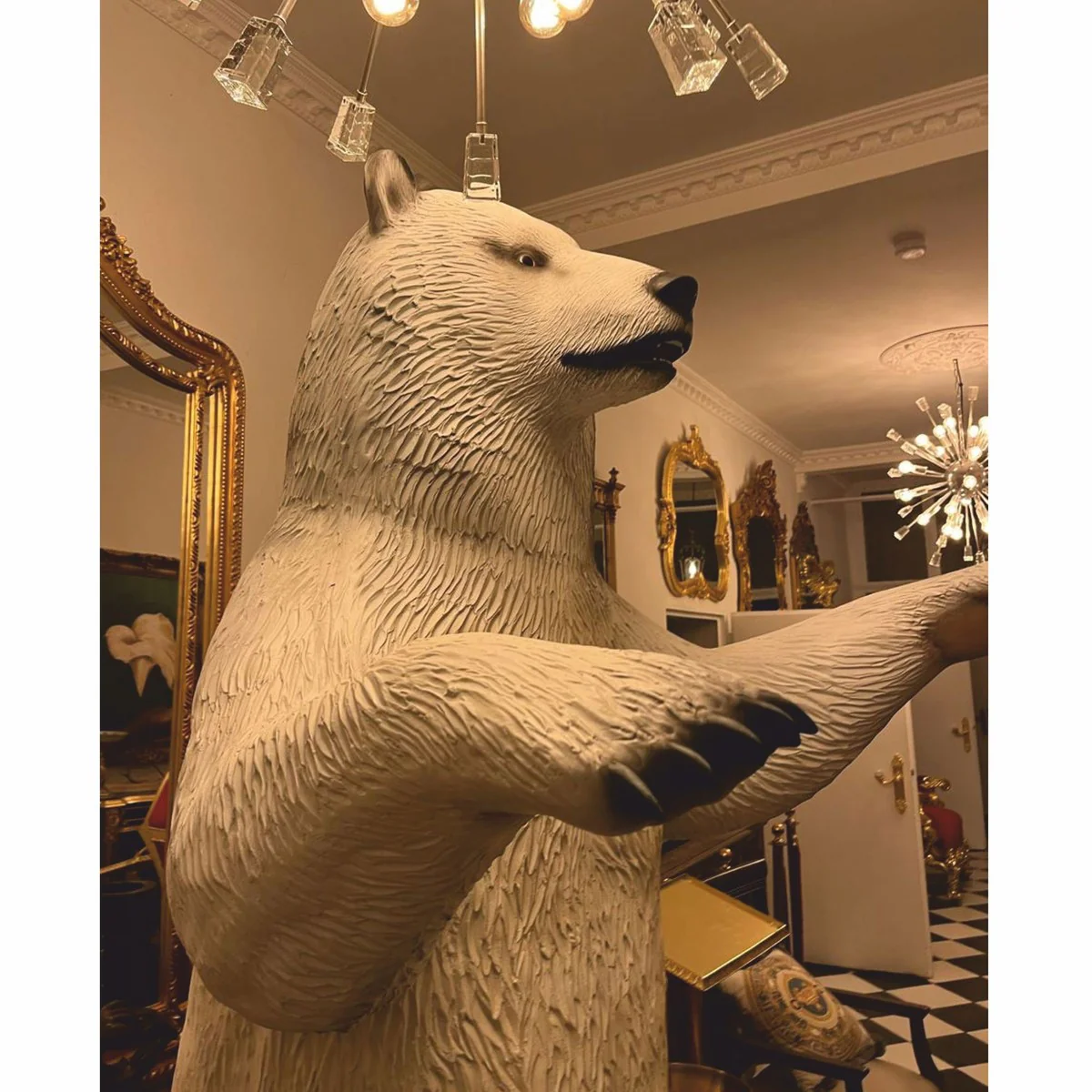 Casa Padrino escultura decorativa XXL oso blanco / negro A. 240 cm - Figura de jard¨ªn