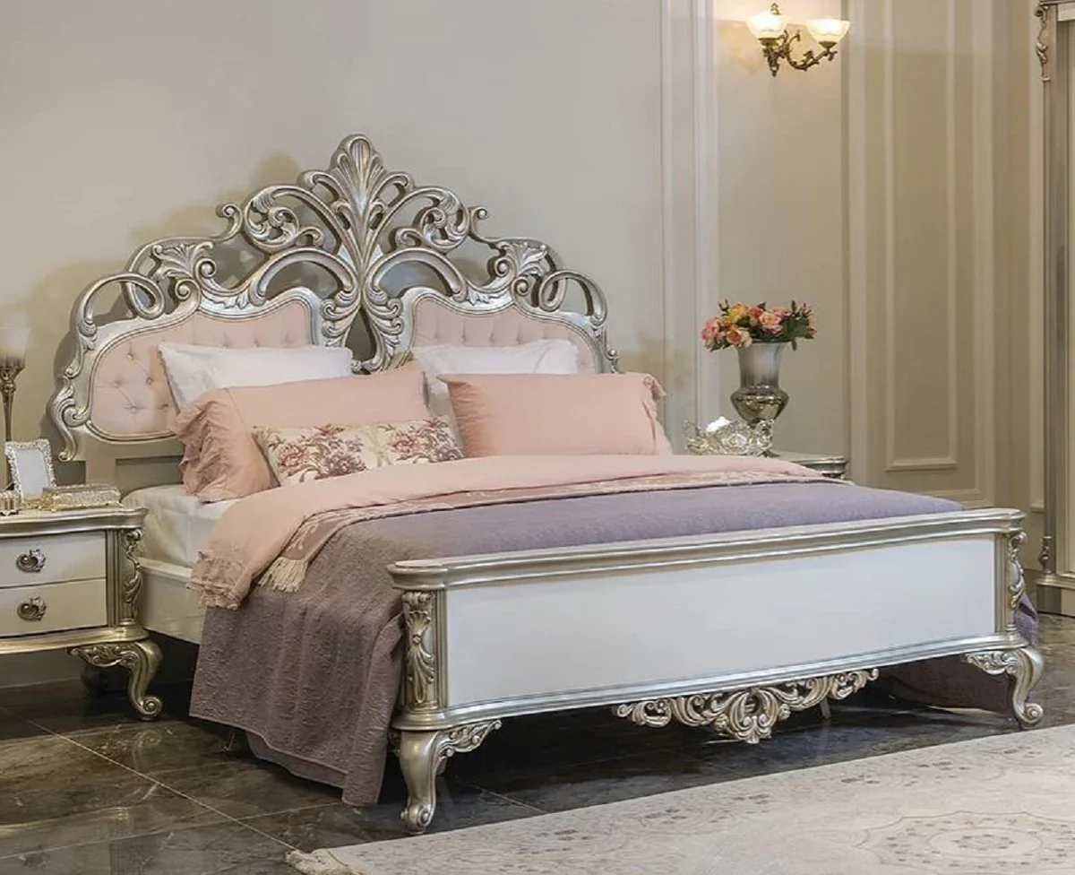 Casa Padrino cama doble barroco de lujo rosa / blanco / plata 200 x 228 x A. 175 cm - Cama noble de madera maciza con cabecera - Magnífica muebles de dormitorio de estilo barroco