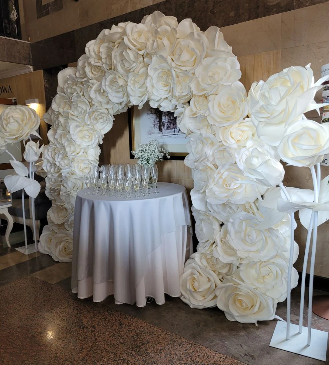 Casa Padrino arco de rosas de boda decorativo de lujo blanco / crema 250 x A. 230 cm - Accesorios decorativos para bodas