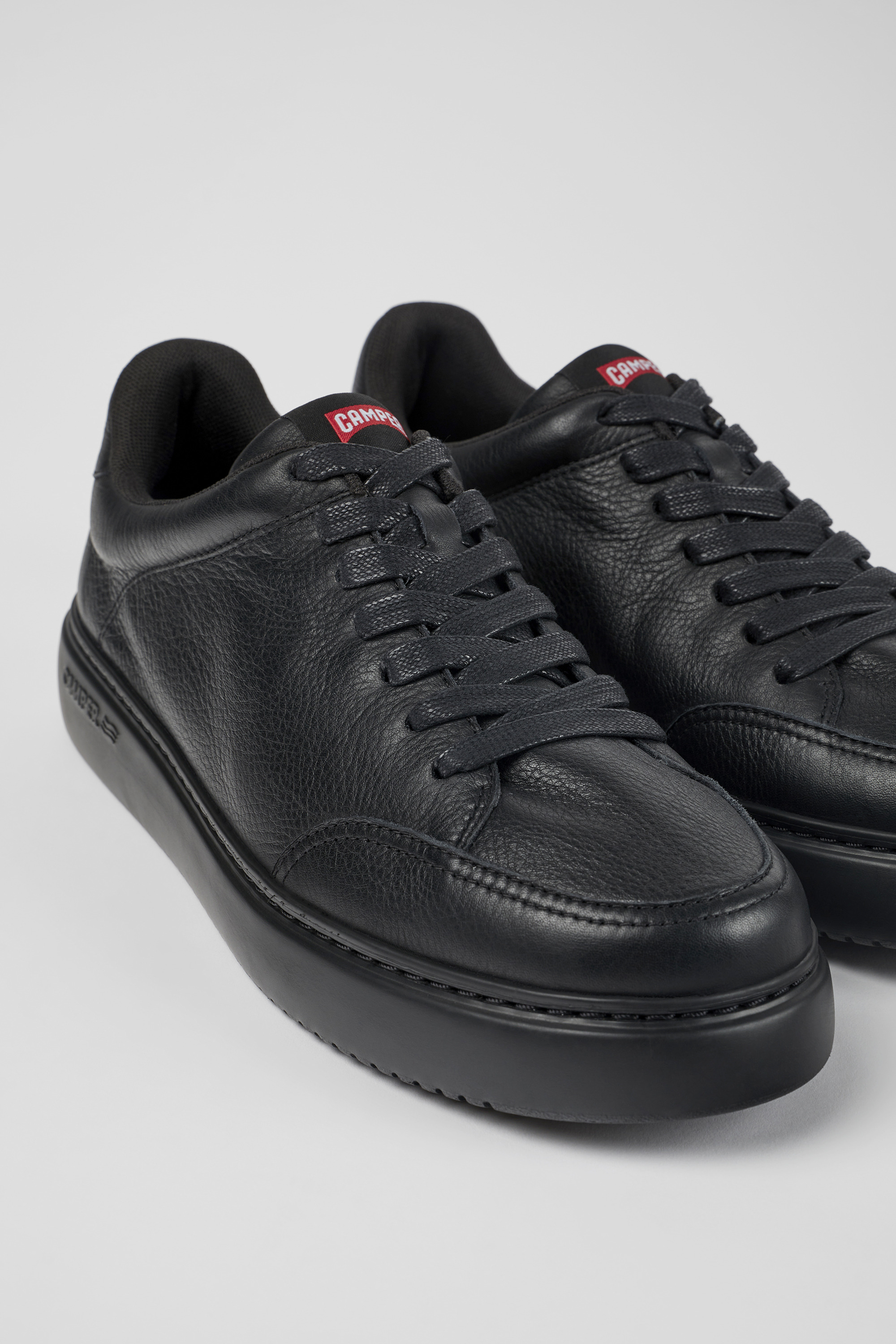 Runner K21 - Black leather sneakers for men