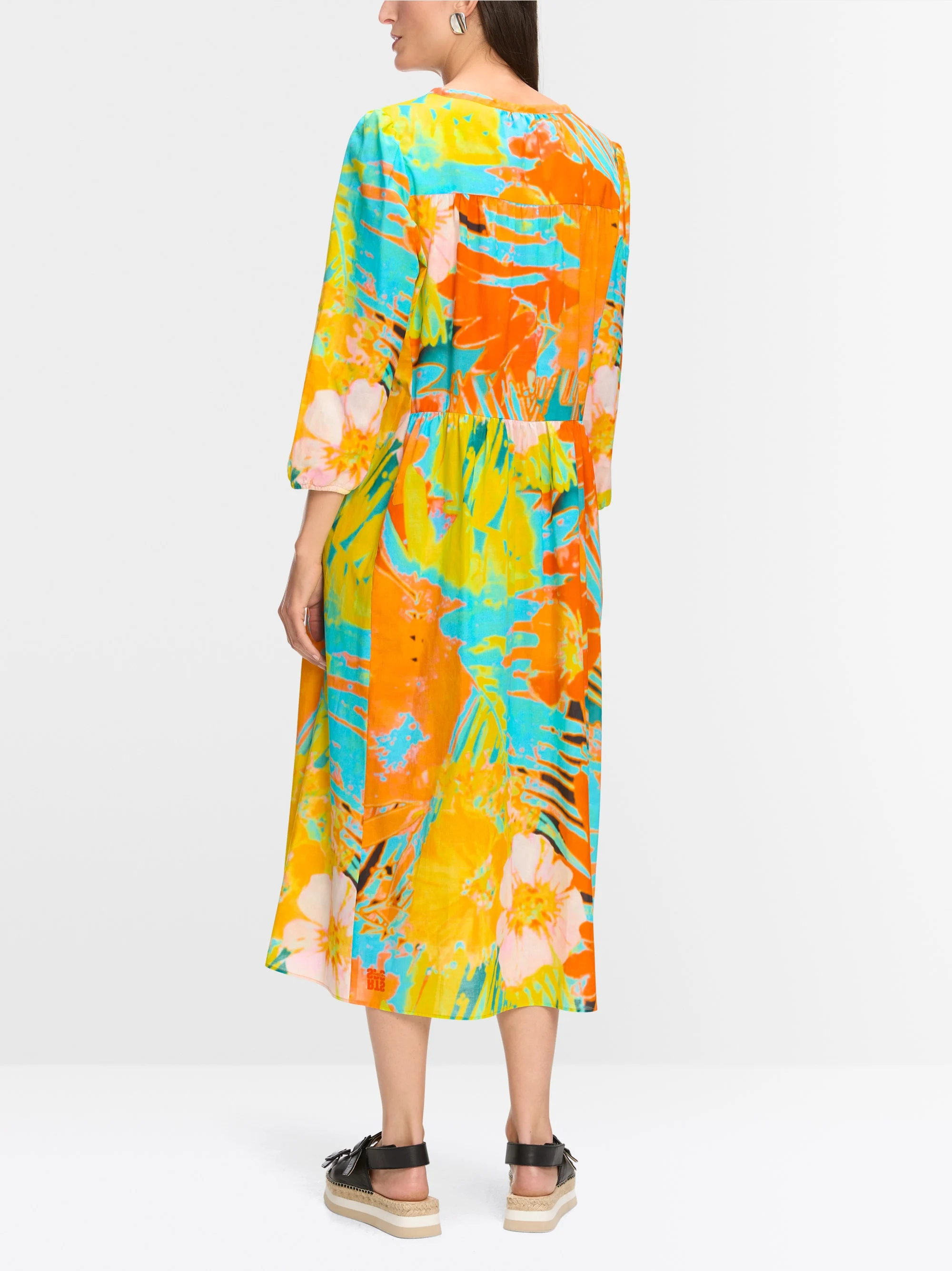 Marc-Cain Rethink Together dress in Hawaiian print
