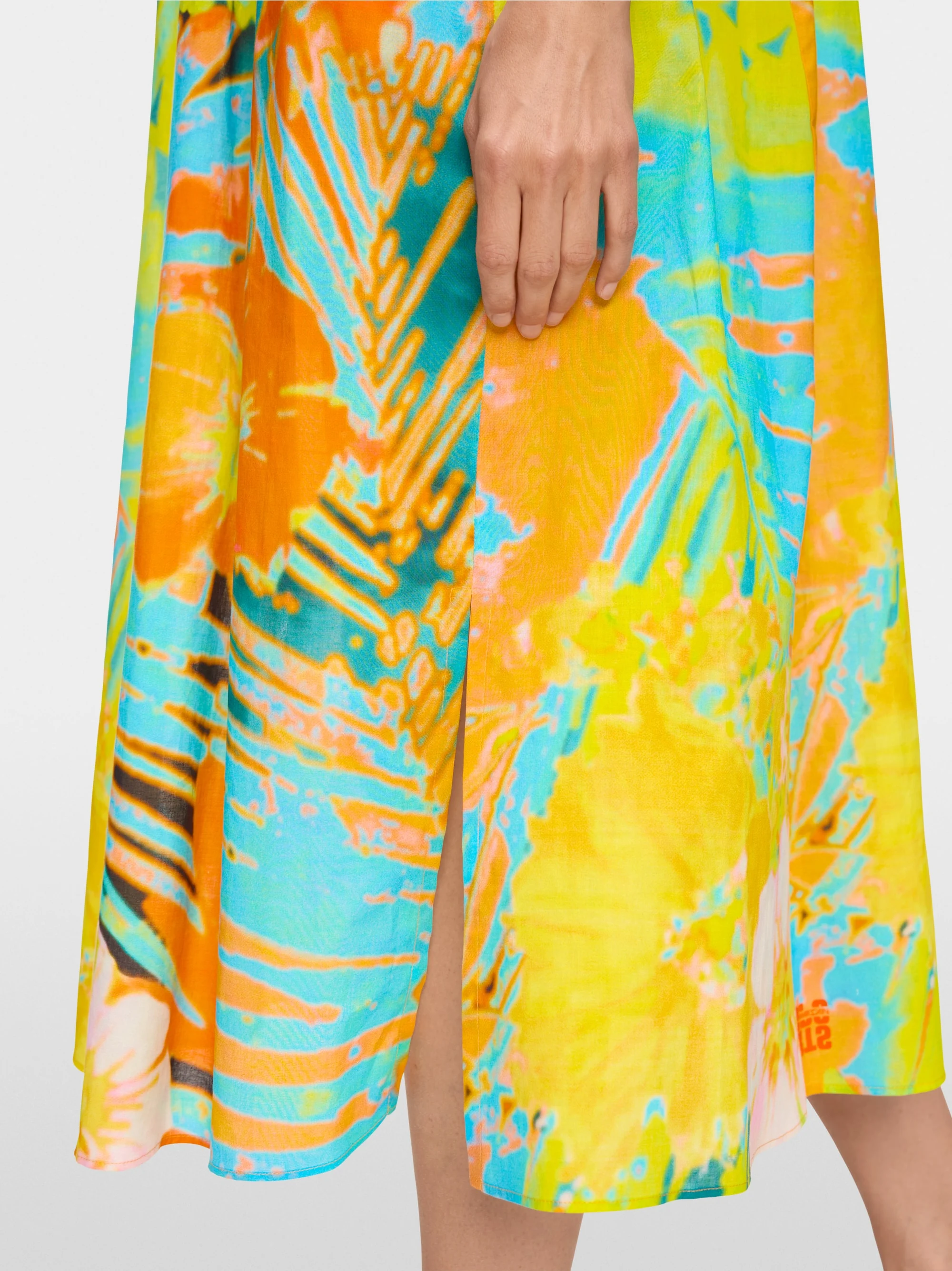 Marc-Cain Rethink Together dress in Hawaiian print