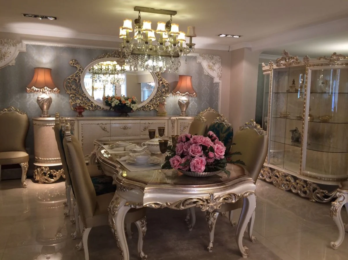 Casa Padrino vitrina barroco de lujo blanco / plata / oro 170 x 50 x A. 215 cm - Magn¨ªfica vitrina con 2 puertas de vidrio y 2 estantes de vidrio - Muebles Barrocos