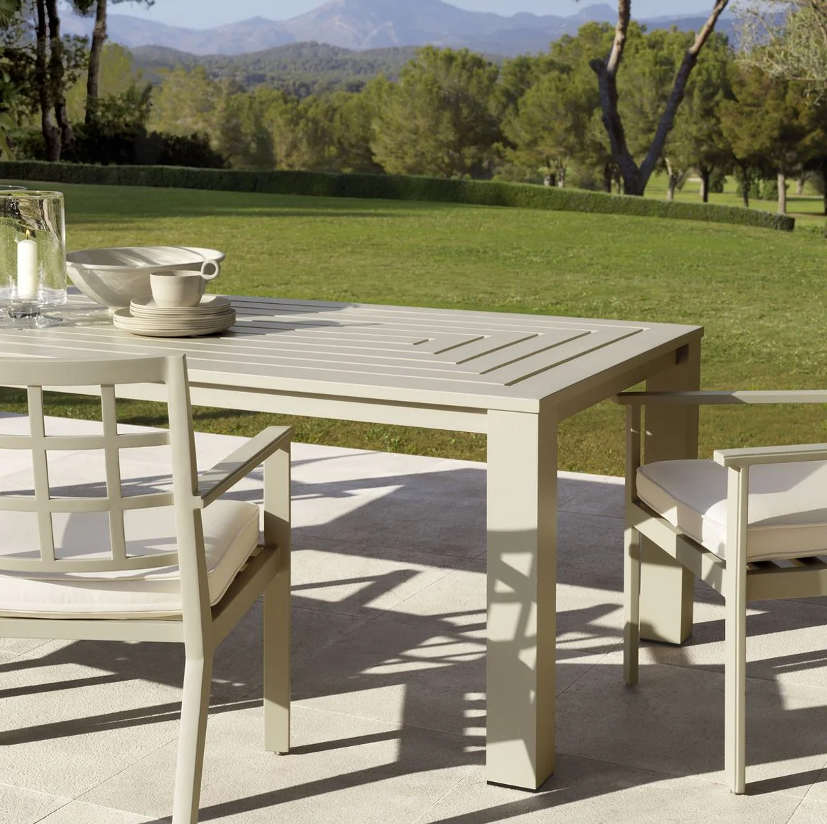 Casa Padrino mesa de comedor de lujo arena 240 x 105 x A. 74,5 cm - Mesa de aluminio resistente a la intemperie - Mesa de Jardín - Mesa de Terraza - Muebles de Jardín - Muebles de Terraza