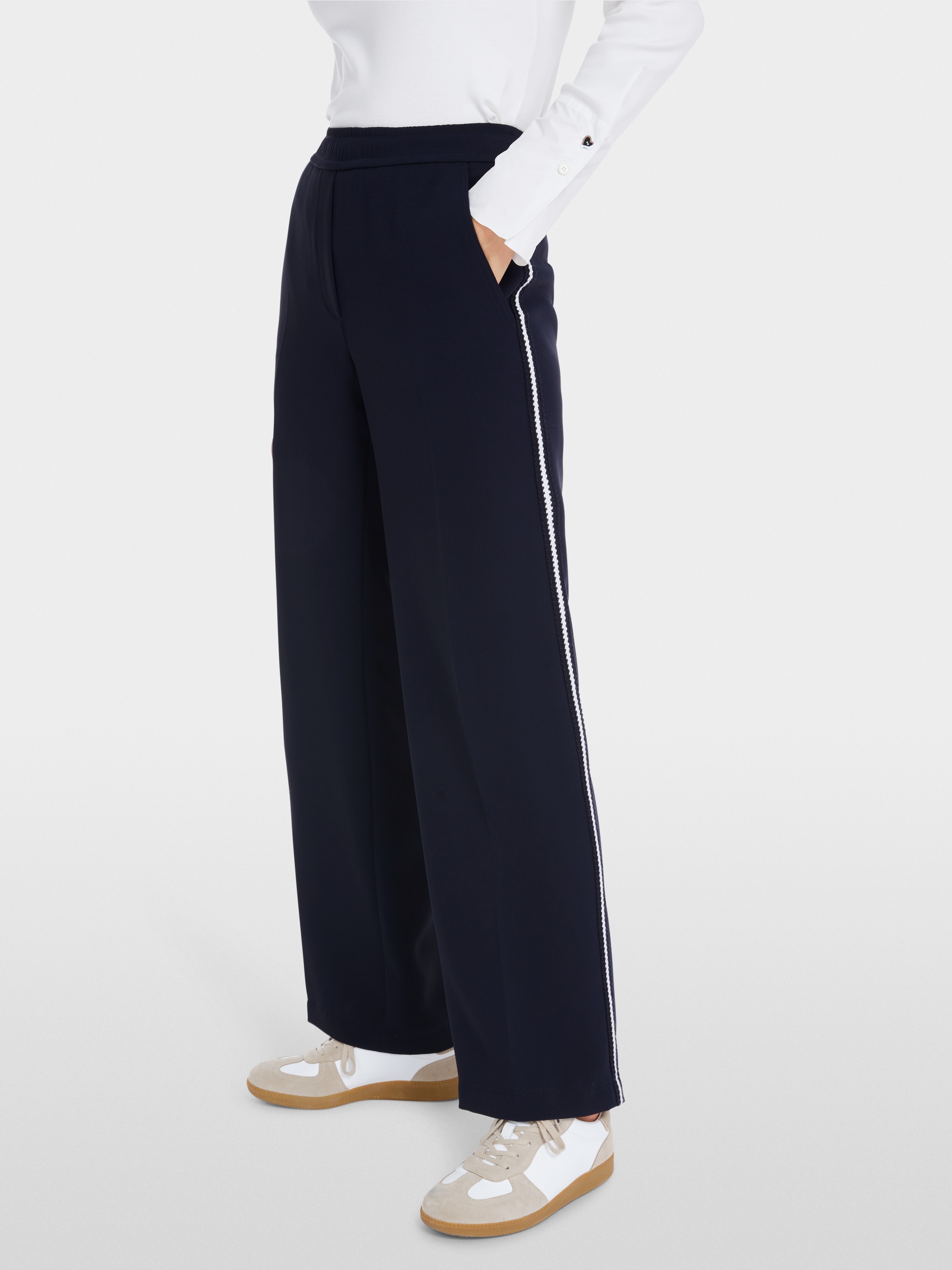 Marc-Cain Solid pull-on trousers – WASHINGTON