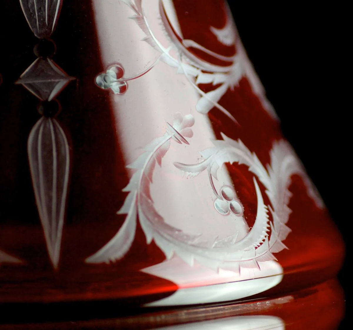 Casa Padrino jarra de vino de lujo rojo / plata ? 17 x A. 36 cm - Jarra de vidrio soplada y grabada a mano - Accesorios para Hoteles y Restaurantes - Calidad de Lujo