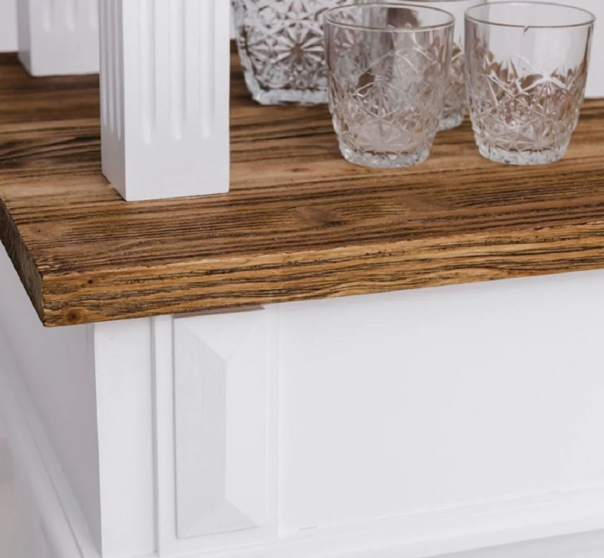 Casa Padrino barra de bar de estilo campestre blanco / marr¨®n 150 x 56 x A. 210 cm - Mesa de bar de madera maciza - Muebles de bar de madera maciza en estilo campestre