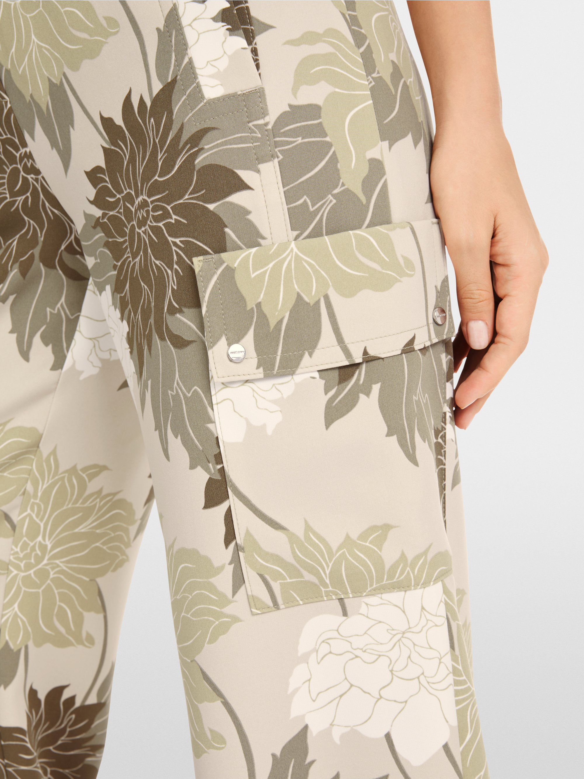 Marc-Cain RENTON cargo pants in floral design