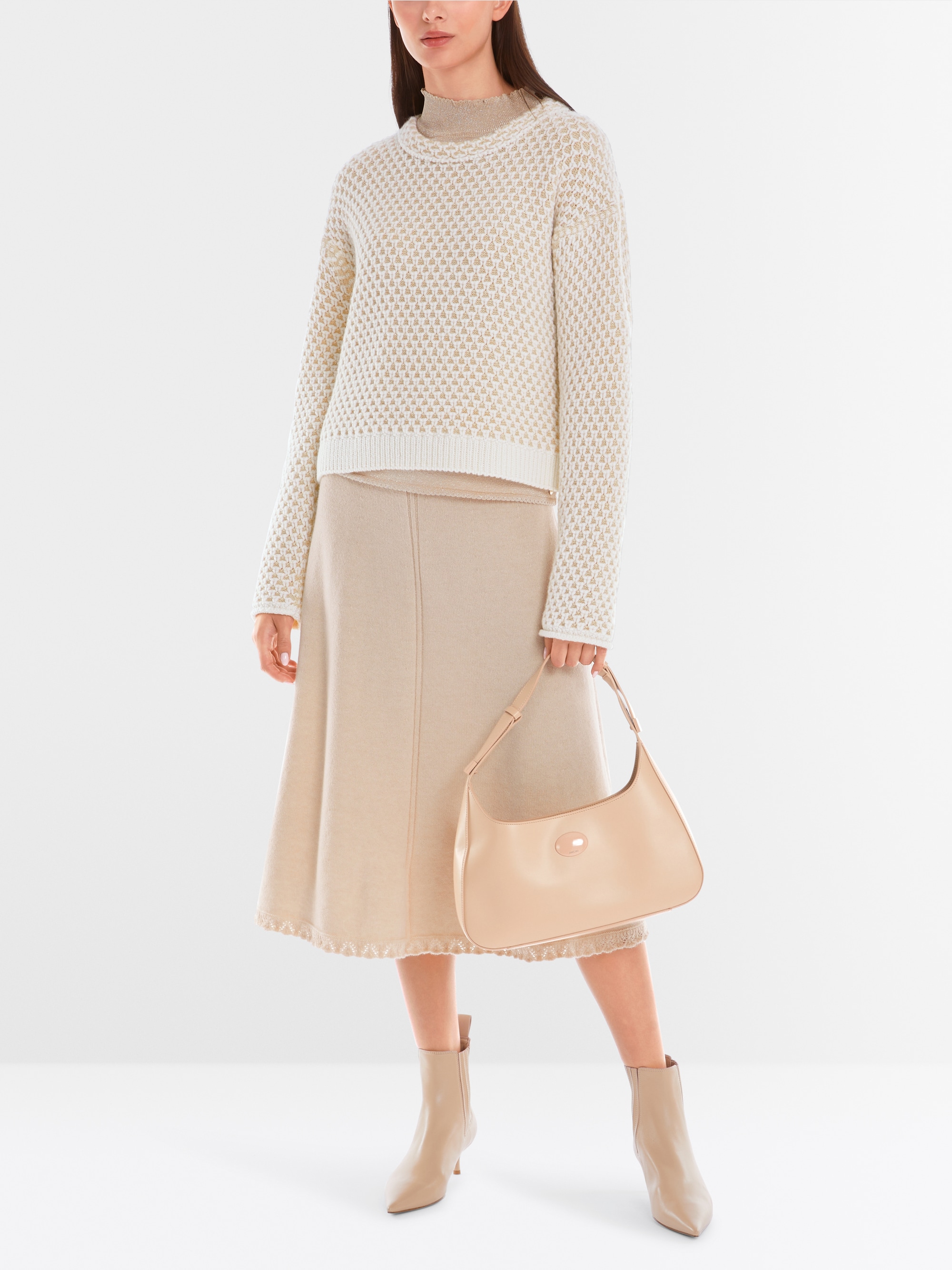 Marc-Cain Knitted in Germany elegant jumper