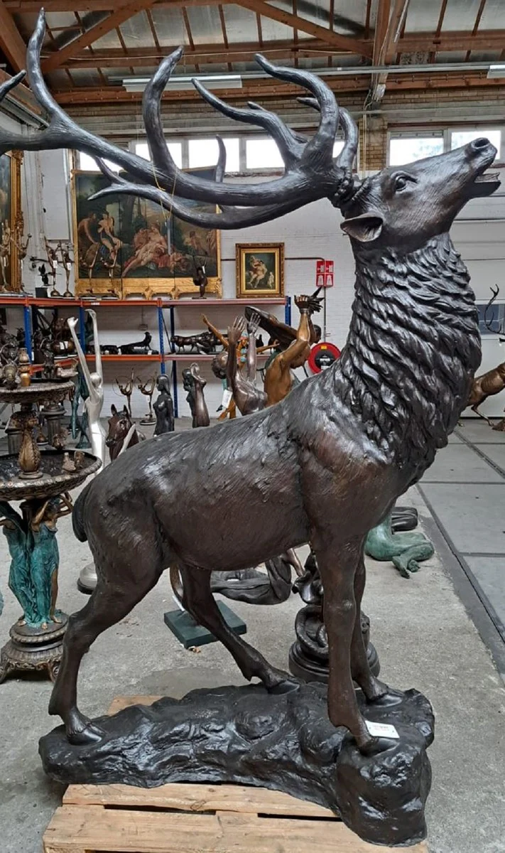 Casa Padrino escultura decorativa de bronce de lujo ciervo A. 248 cm - Enorme escultura de bronce - Figura animal tama?o natural - Figura de ciervo XXL - Escultura de jard¨ªn XXL
