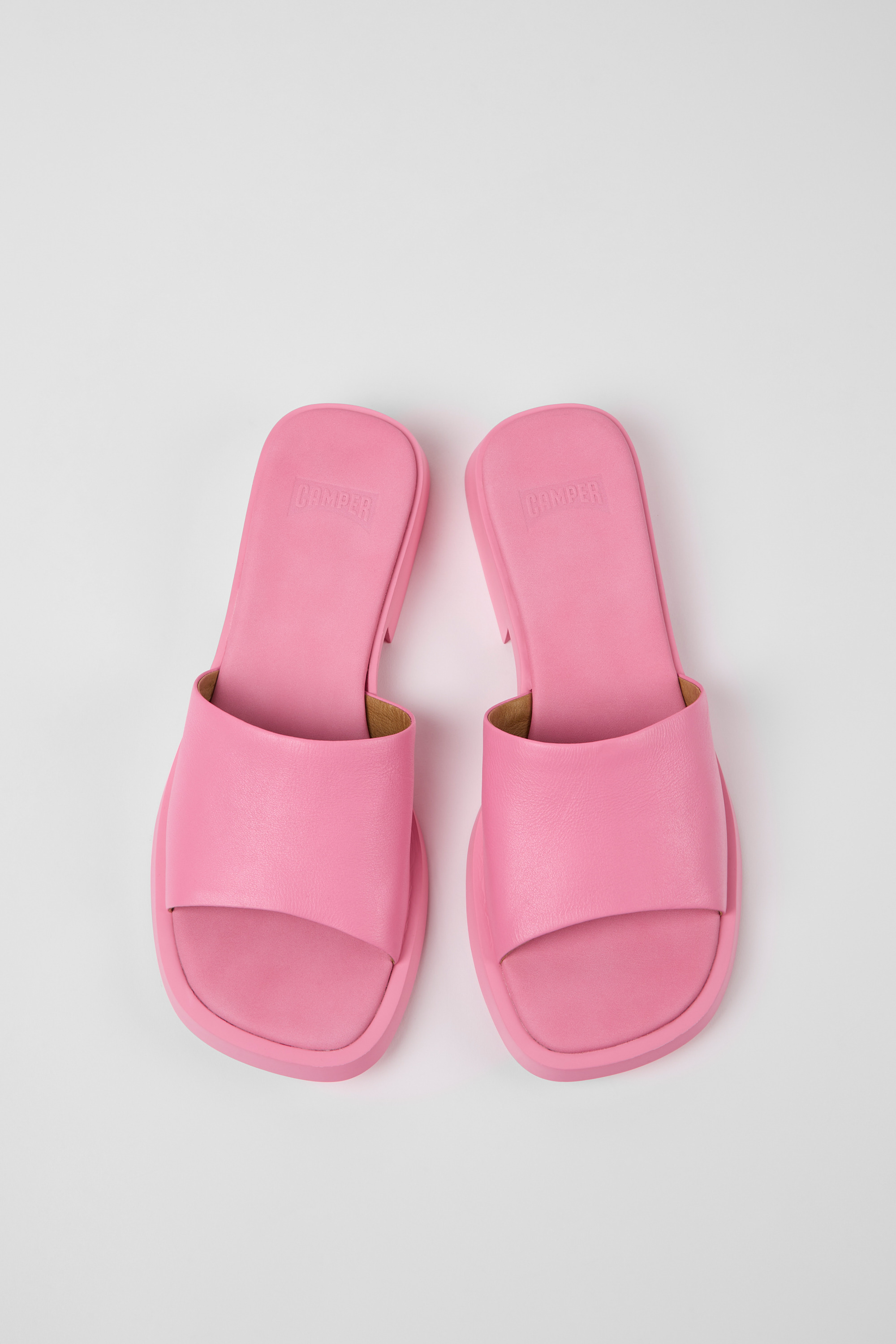 Dana - Pink leather sandals for women