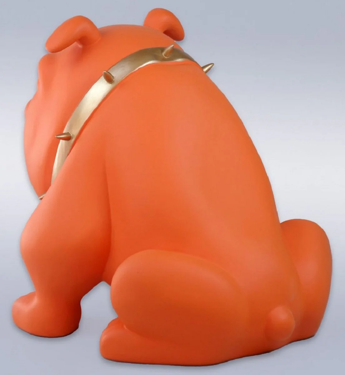 Casa Padrino figura decorativa de lujo perro bulldog con collar naranja / oro A. 55 cm - Escultura decorativa de resina - Decoraci¨®n sal¨®n - Figura animal decorativa de lujo