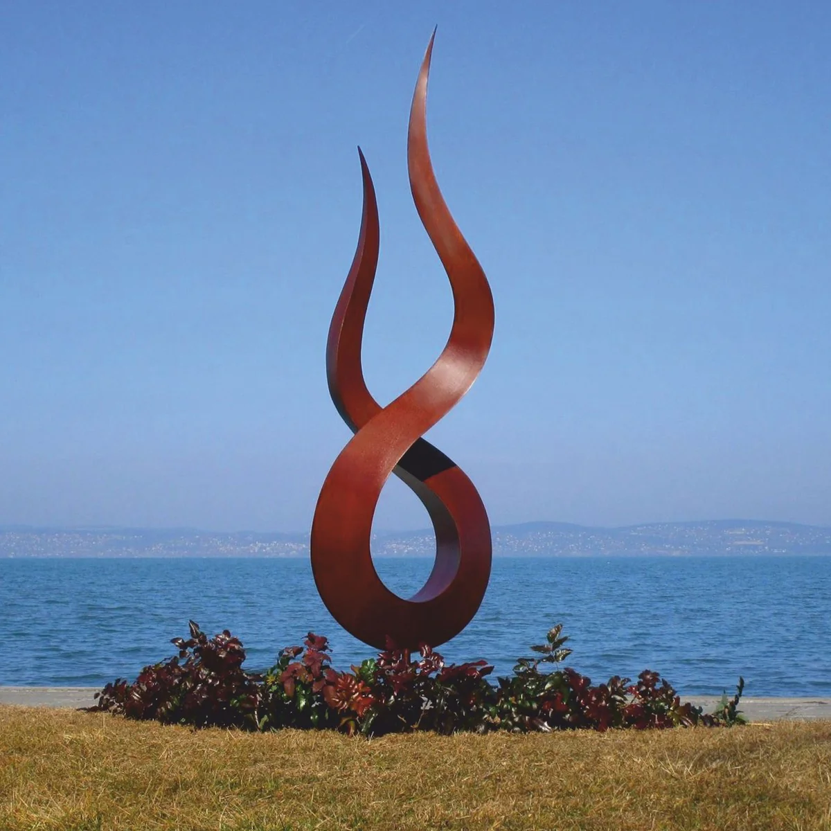 Casa Padrino escultura decorativa de jard¨ªn de acero de lujo llama ¨®xido A. 210 cm