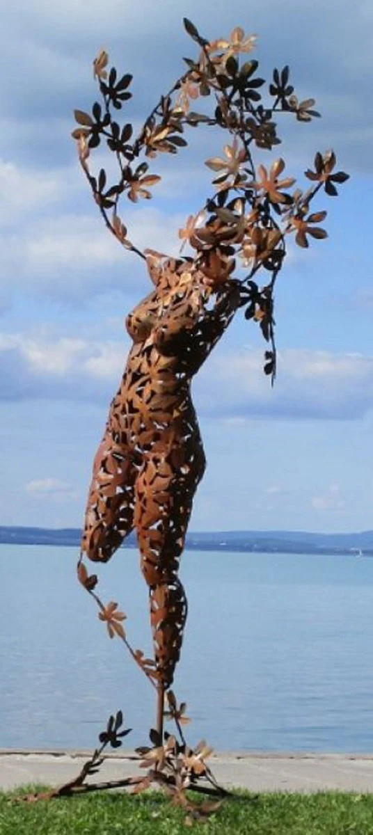 Casa Padrino escultura de decoración de jardín de diseñador mujer óxido 137 x 110 x A. 255 cm - Figura de jardín gigante - Decoración de jardín de lujo