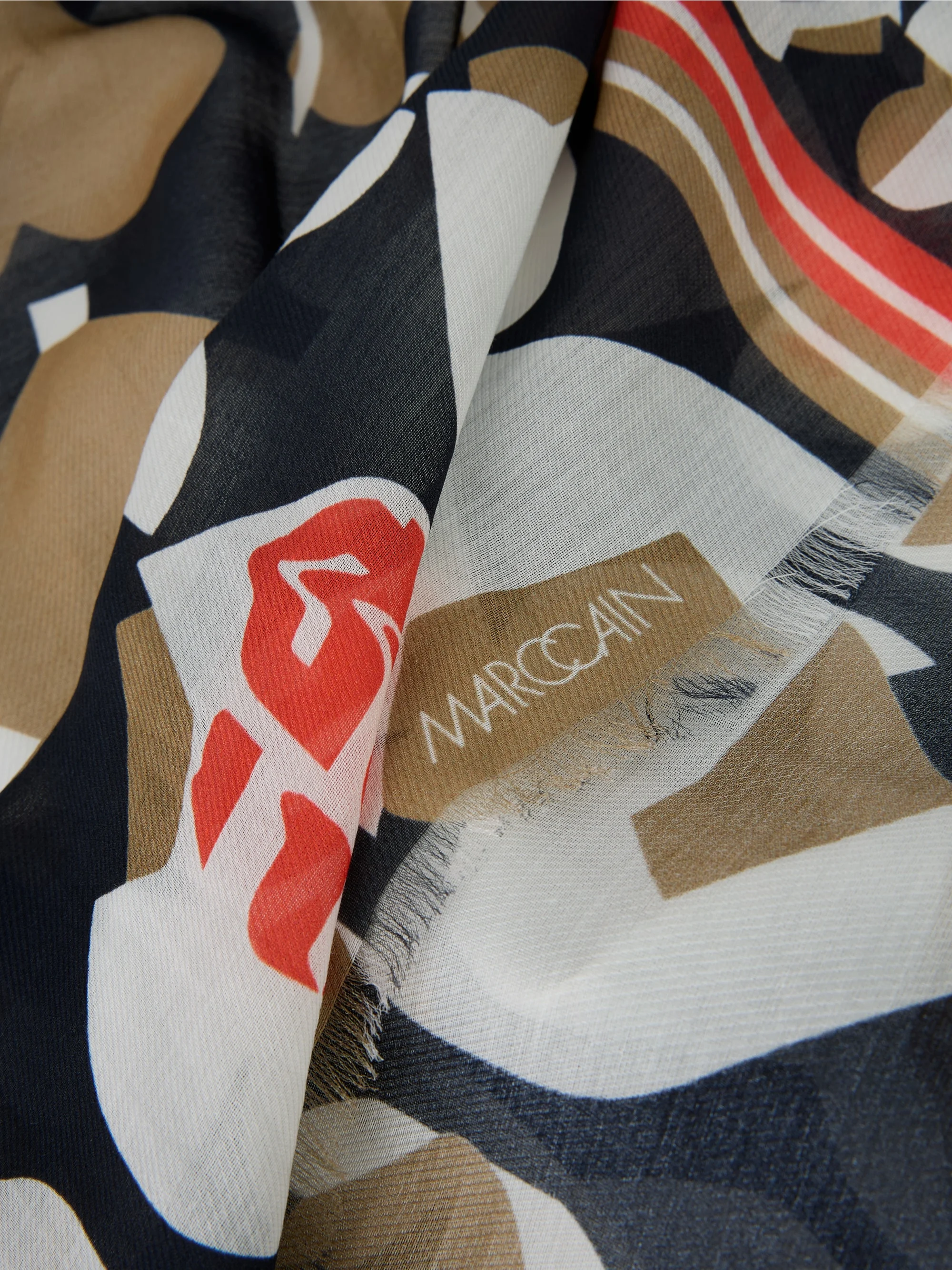 Marc-Cain Airy scarf with Heartbreaker motif