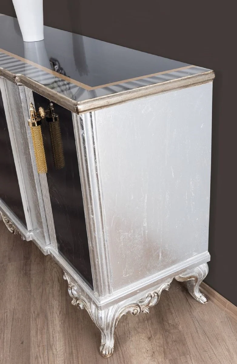 Casa Padrino conjunto de muebles barrocos de lujo plata / negro / oro - 1 Aparador con 4 Puertas y 2 Espejos - Muebles barrocos nobles - Nobles y Magnífico