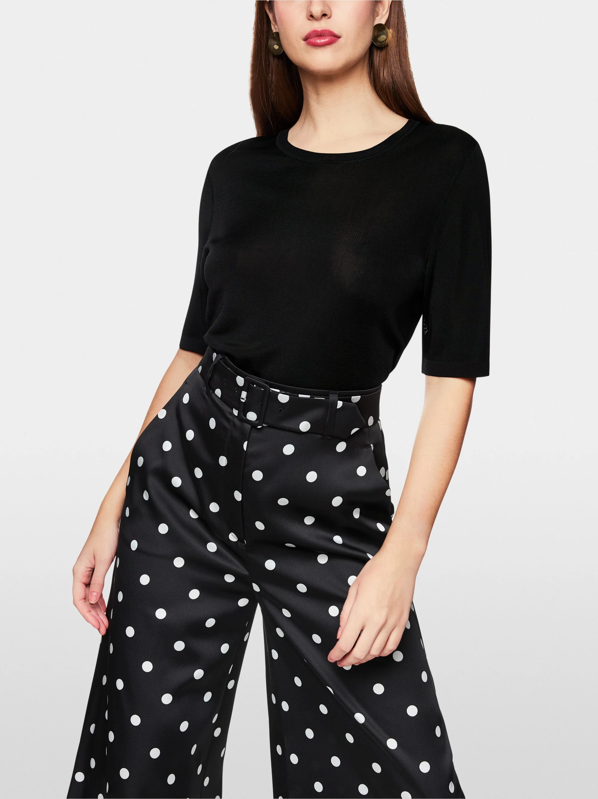 Marc-Cain Short jumper with round neckline