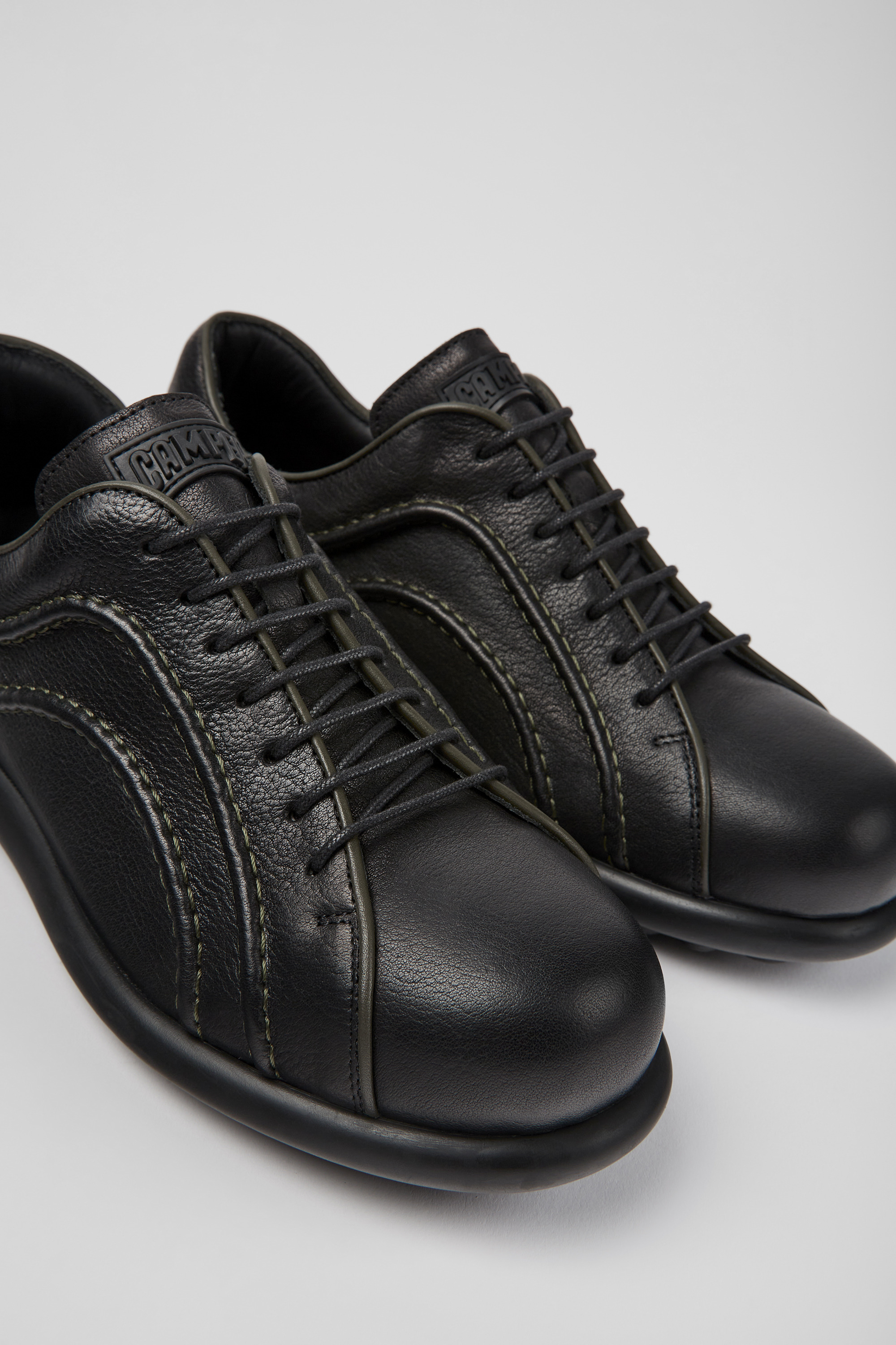 Pelotas - Black vegetable tanned leather  shoes for men