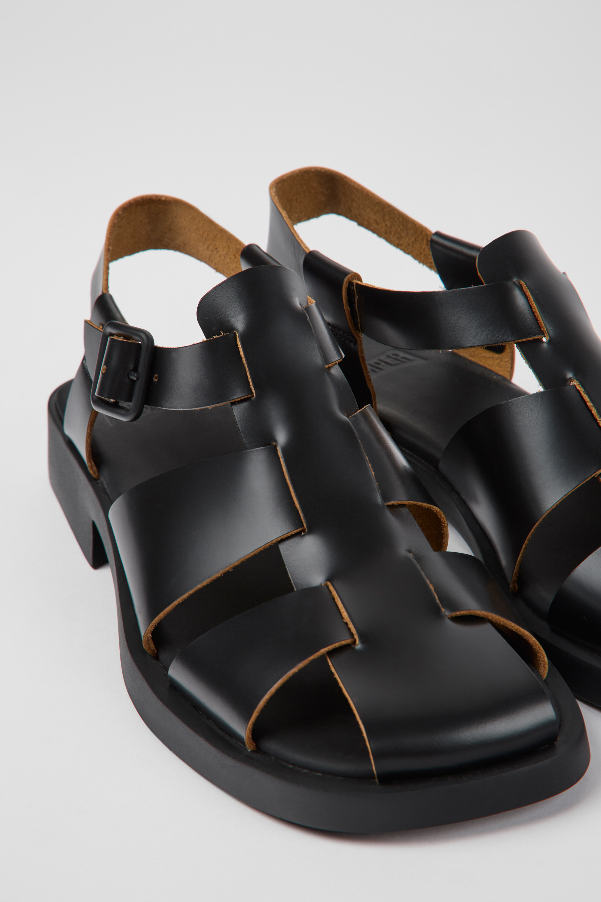 Dana - Black leather sandals for women
