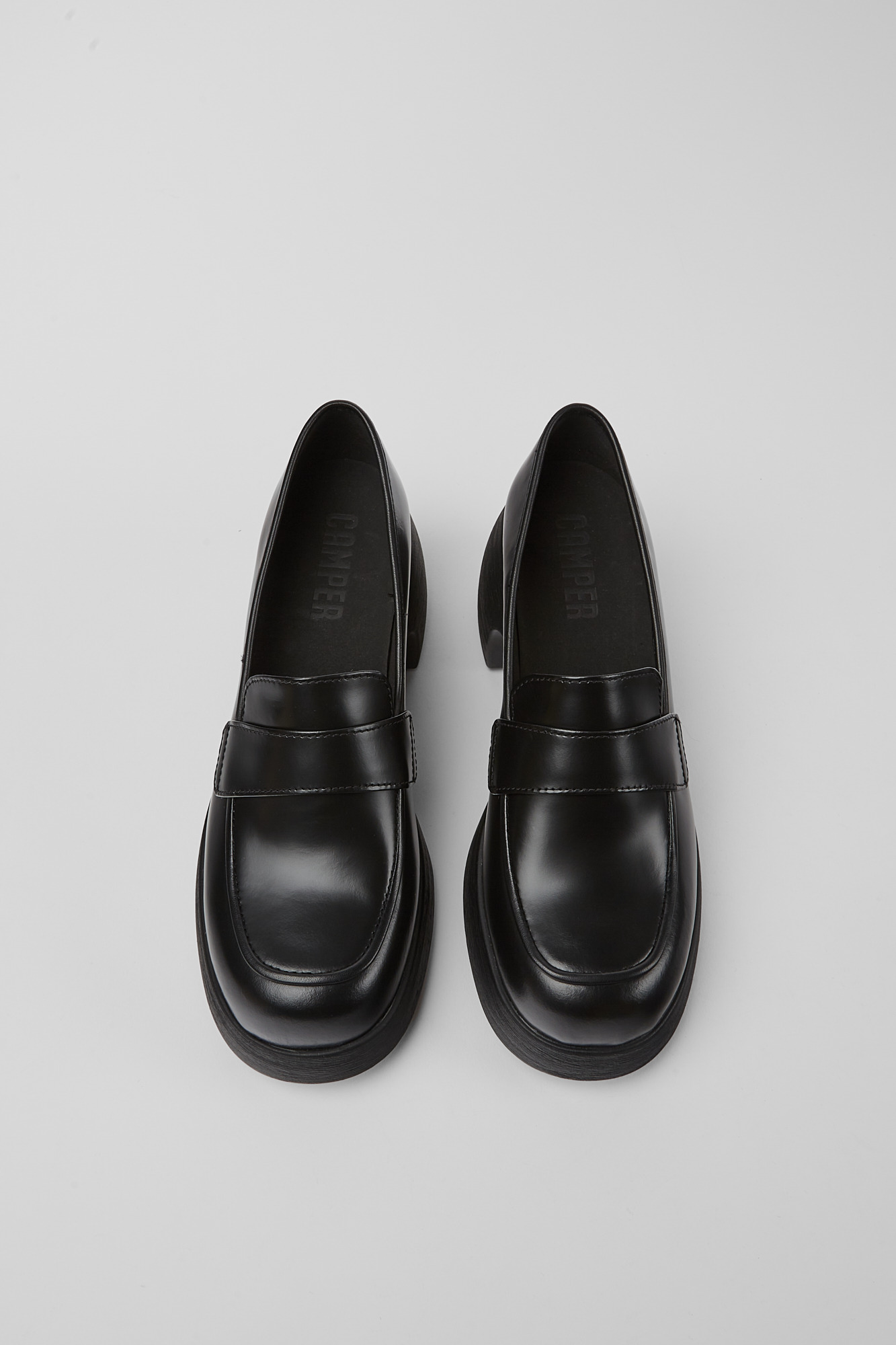 Thelma - Black leather shoes