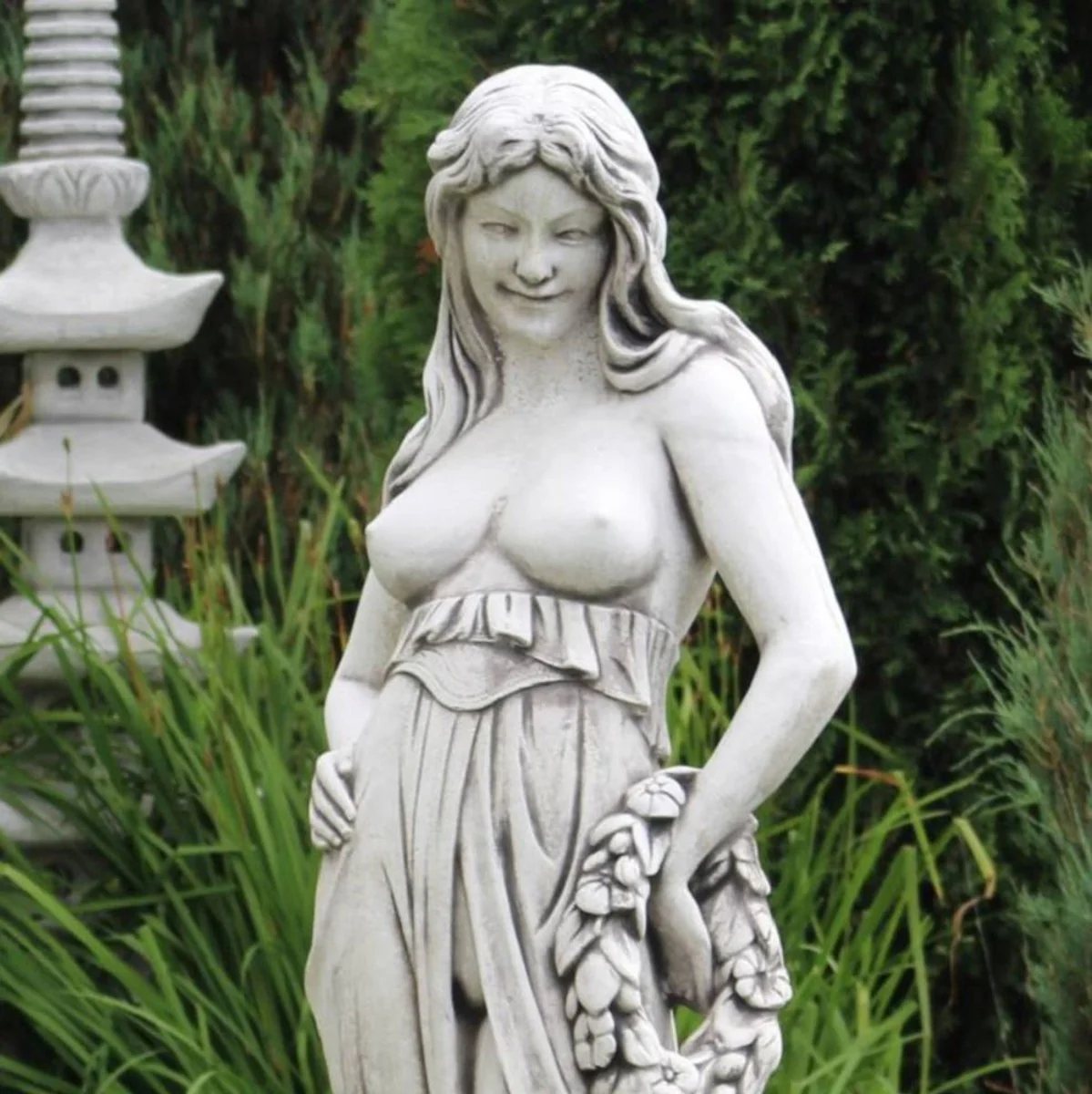 Casa Padrino Escultura de Decoración de Jardín Art Nouveau Mujer Gris A. 150 cm - Elegante Figura de Jardín - Accesorios de Decoración de Jardín Barrocos y Art Nouveau