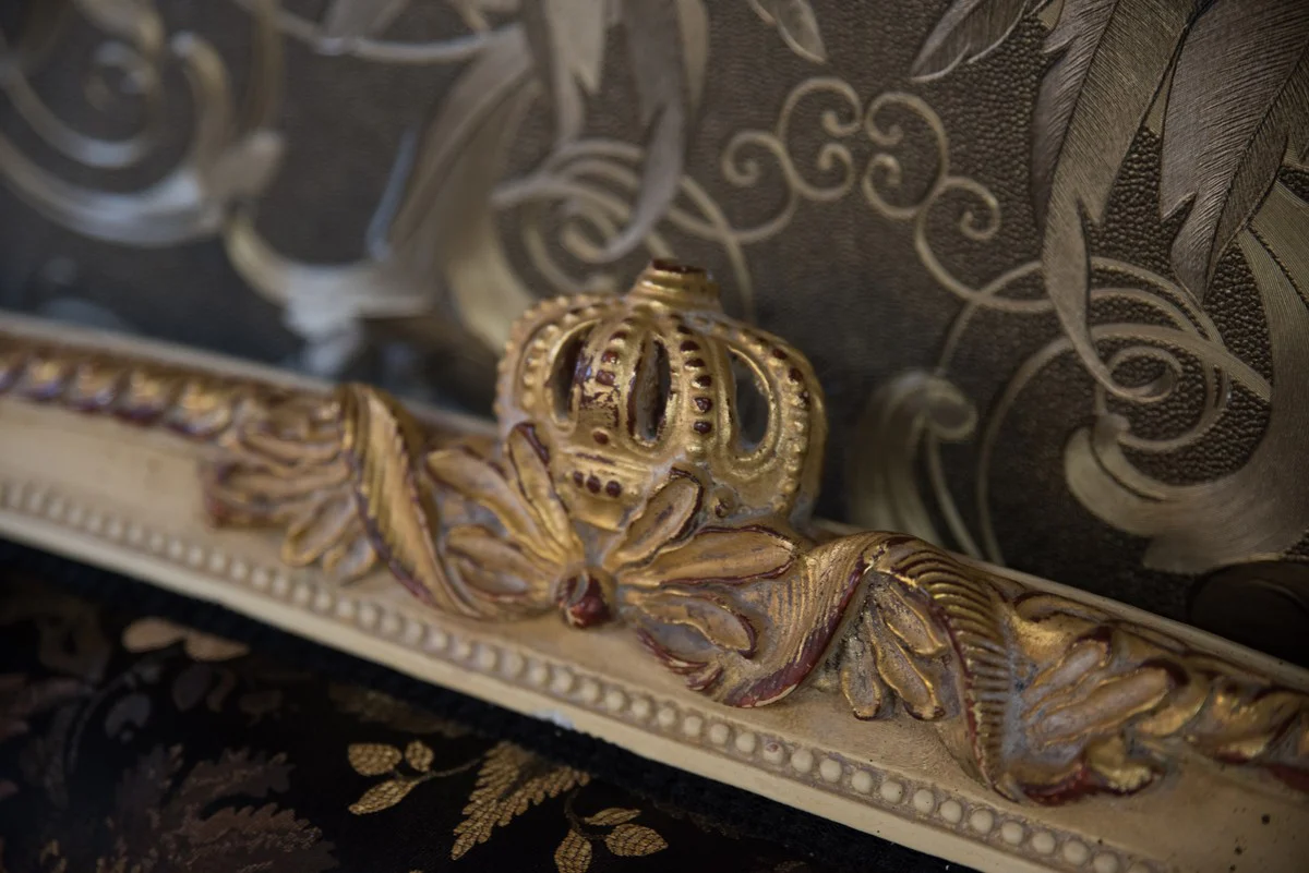 Pompöös by Casa Padrino baroque living room set cream / olive with a golden pattern - Pompöös baroque living room furniture designed by Harald Glööckler