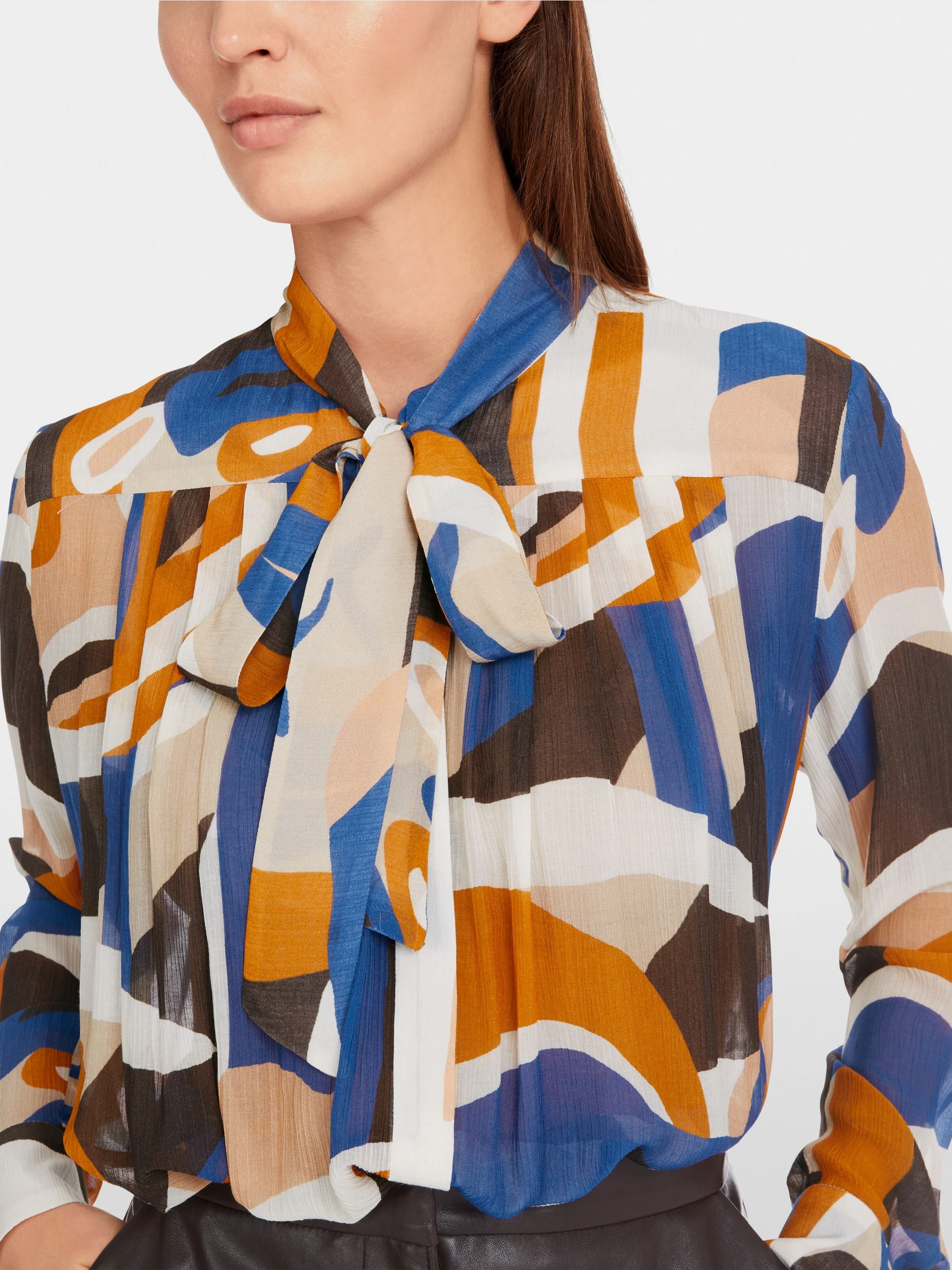 Marc-Cain Tie-neck blouse in arty design
