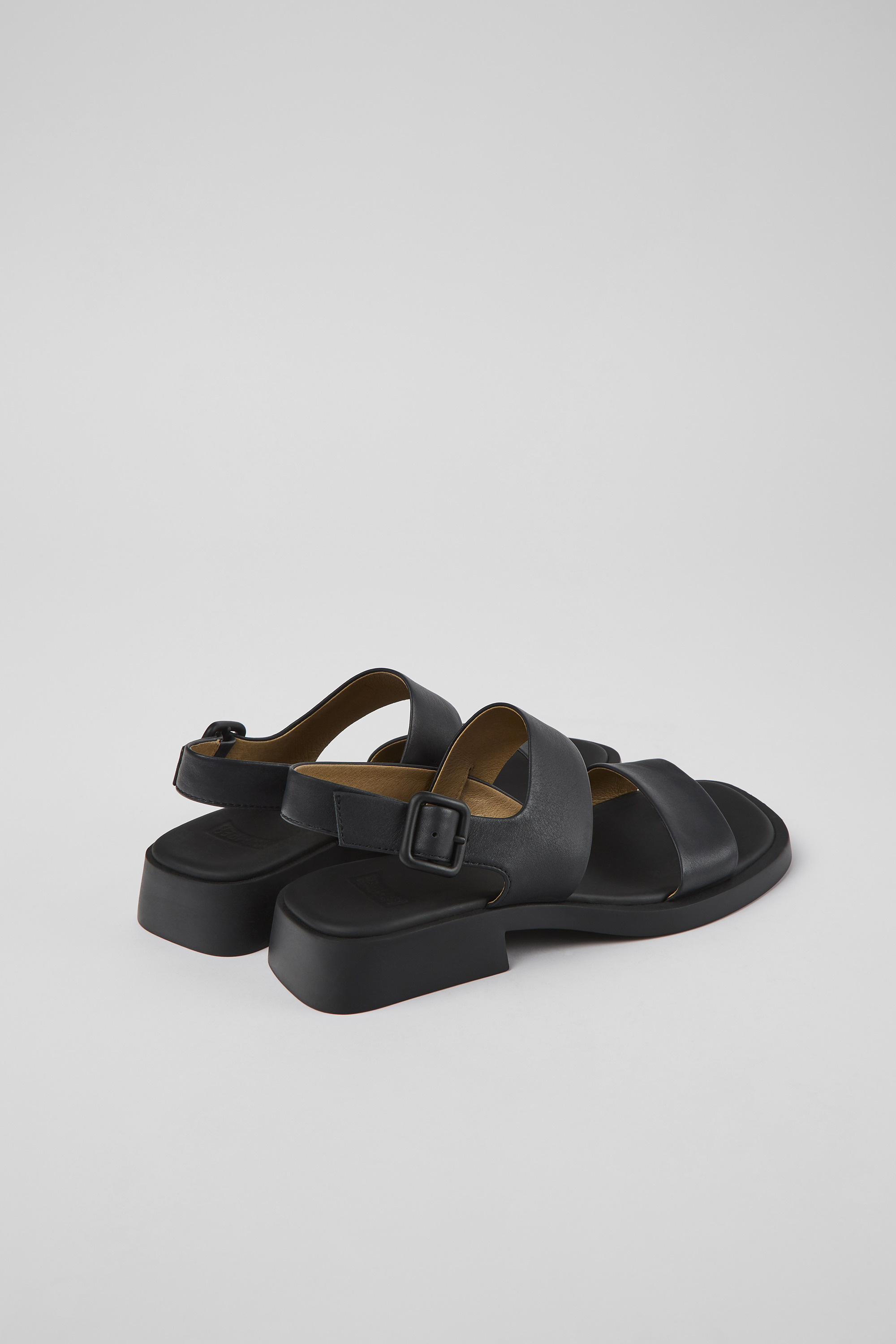 Dana - Black leather sandals for women