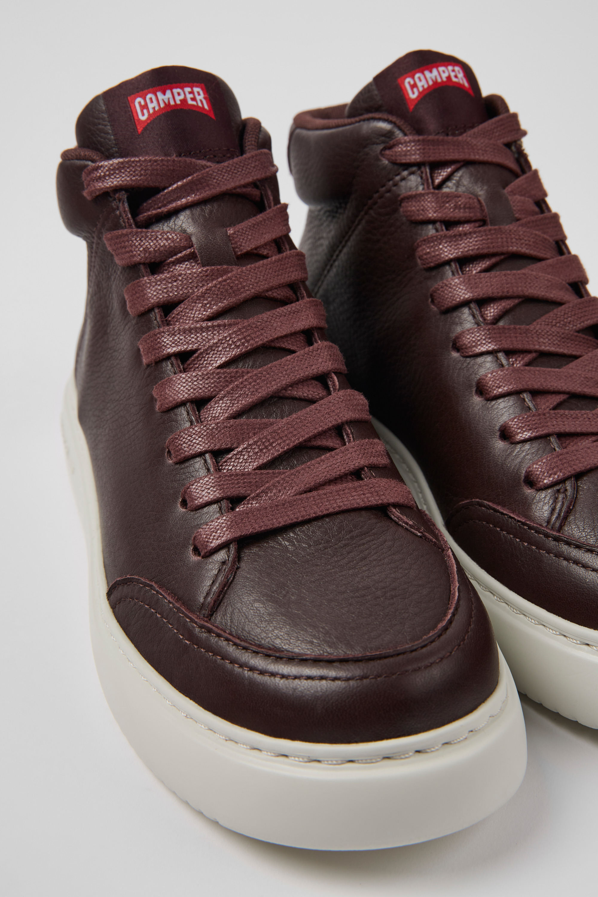 Runner K21 - Burgundy leather sneakers for women