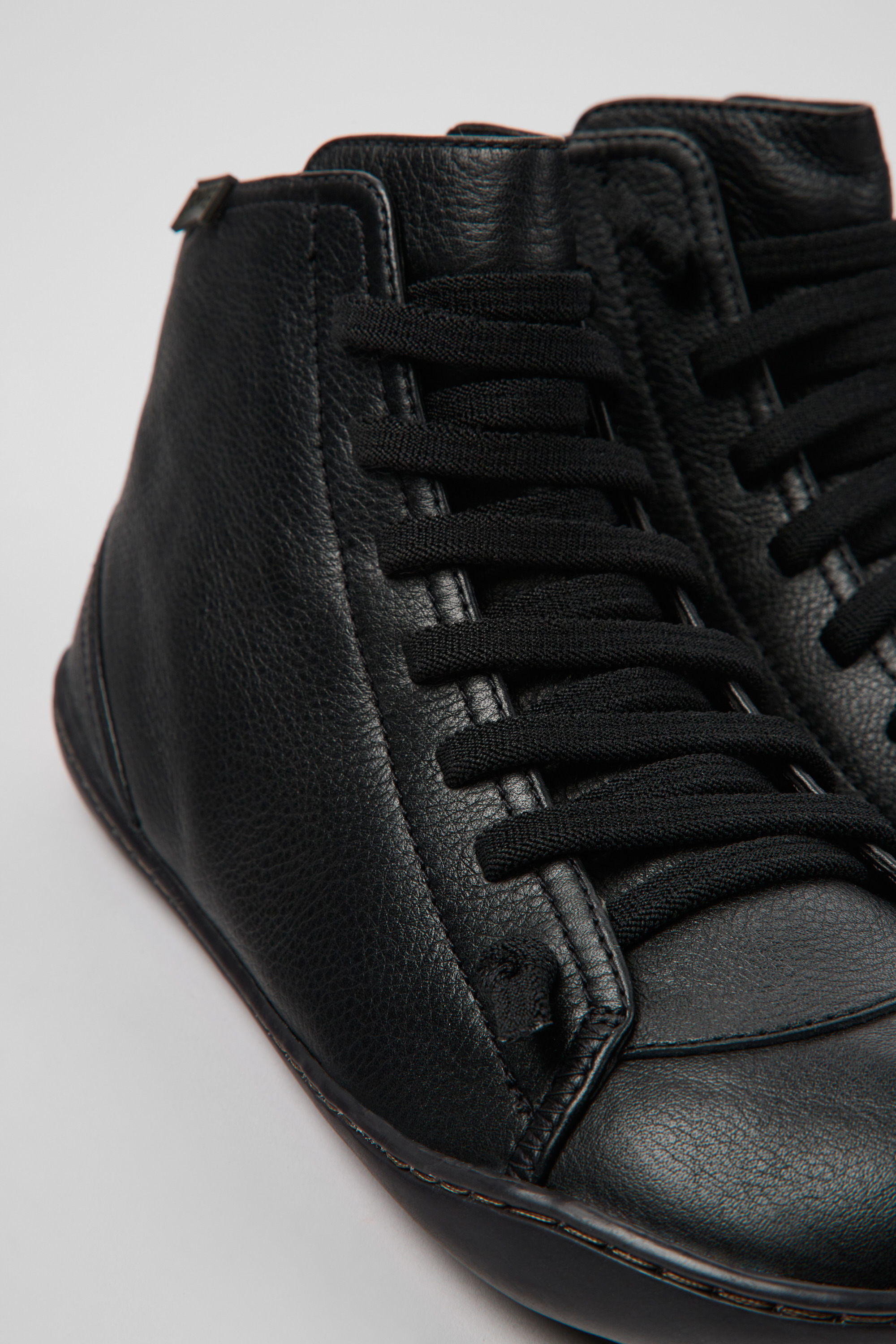 Peu - Black leather ankle boots for women