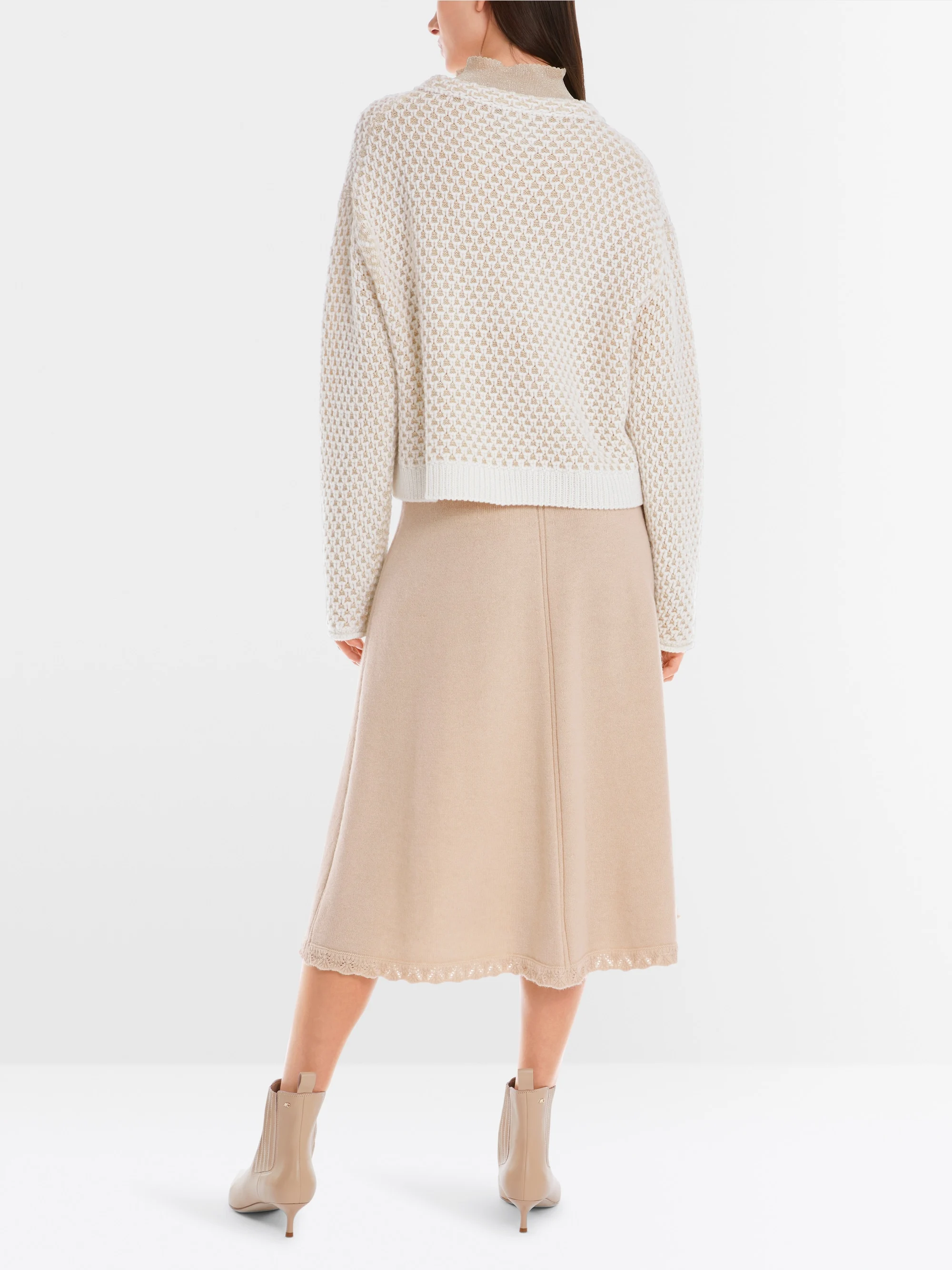 Marc-Cain Knitted in Germany elegant jumper