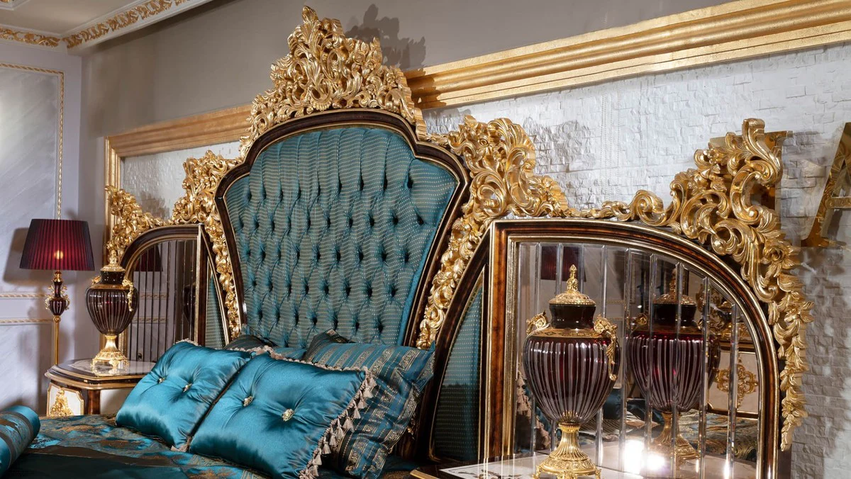 Casa Padrino conjunto de dormitorio barroco de lujo azul / blanco / marrón / oro - 1 Cama Doble con Cabecera y 2 Mesitas de Noche - Muebles de dormitorio barroco - Noble y Magnífico