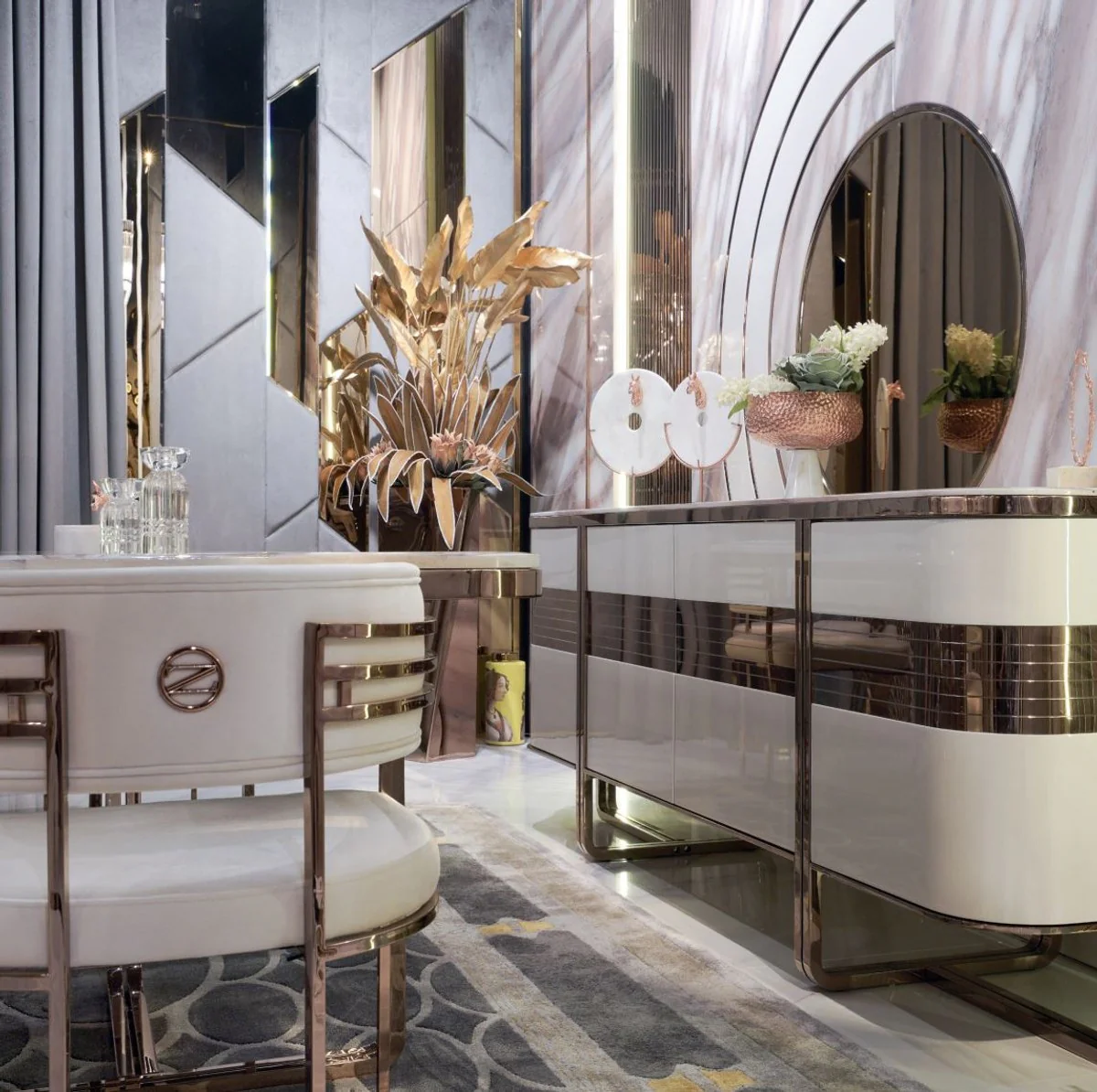 Casa Padrino conjunto de comedor de lujo crema / blanco / cobre - 1 Mesa de Comedor de Lujo con Tapa M¨¢rmol Artificial y 8 Sillas de Comedor de Lujo - Muebles de comedor - Muebles de lujo