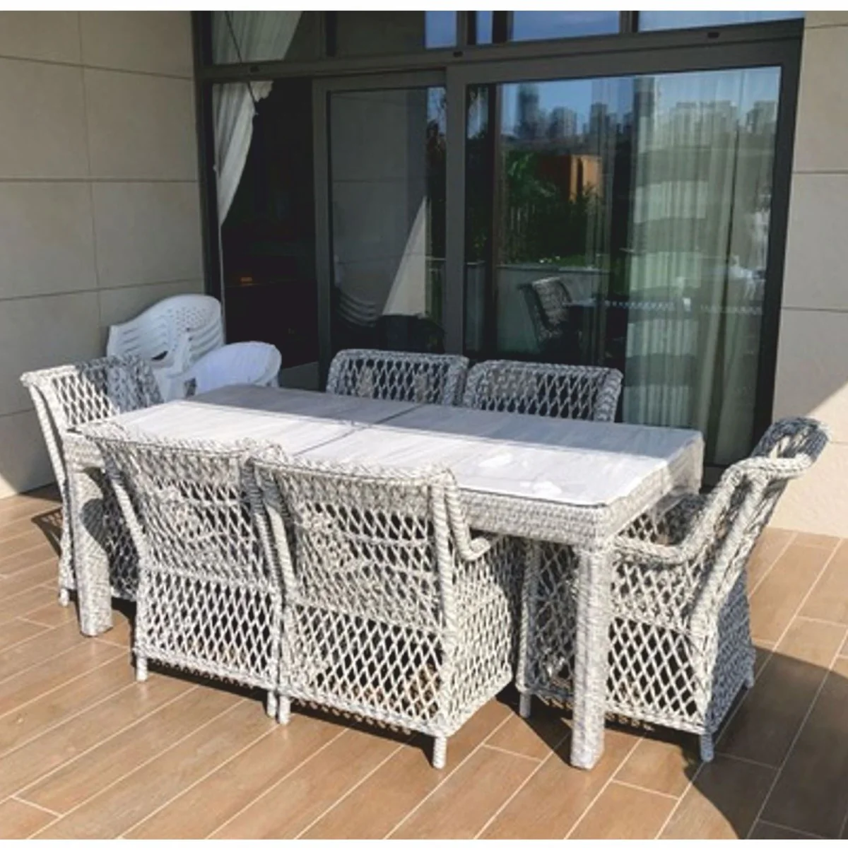 Casa Padrino conjunto de muebles de jard¨ªn de rat¨¢n de lujo gris - 1 Mesa de jard¨ªn y 6 Sillas de jard¨ªn