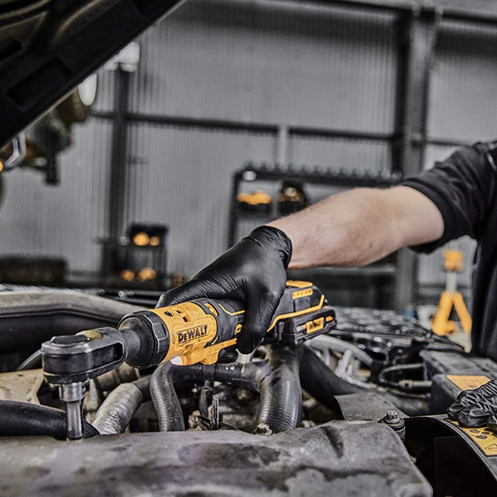 DEWALT 18V Brushless 3/8