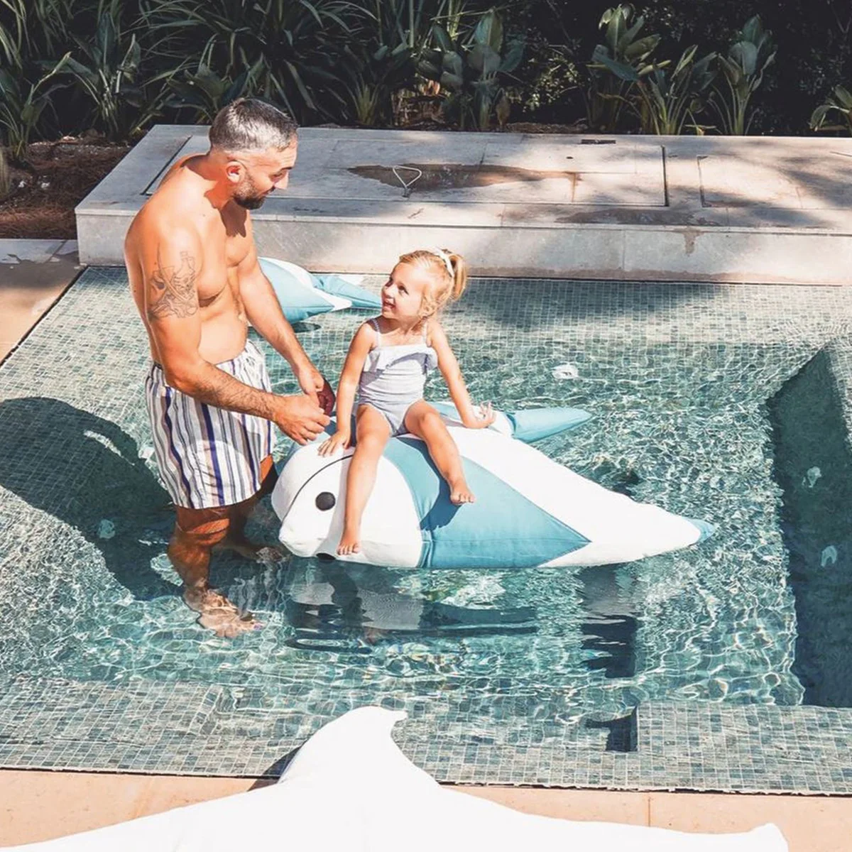 Casa Padrino Puf de Lujo Pez Blanco / Beige 160 cm - Puff Flotante