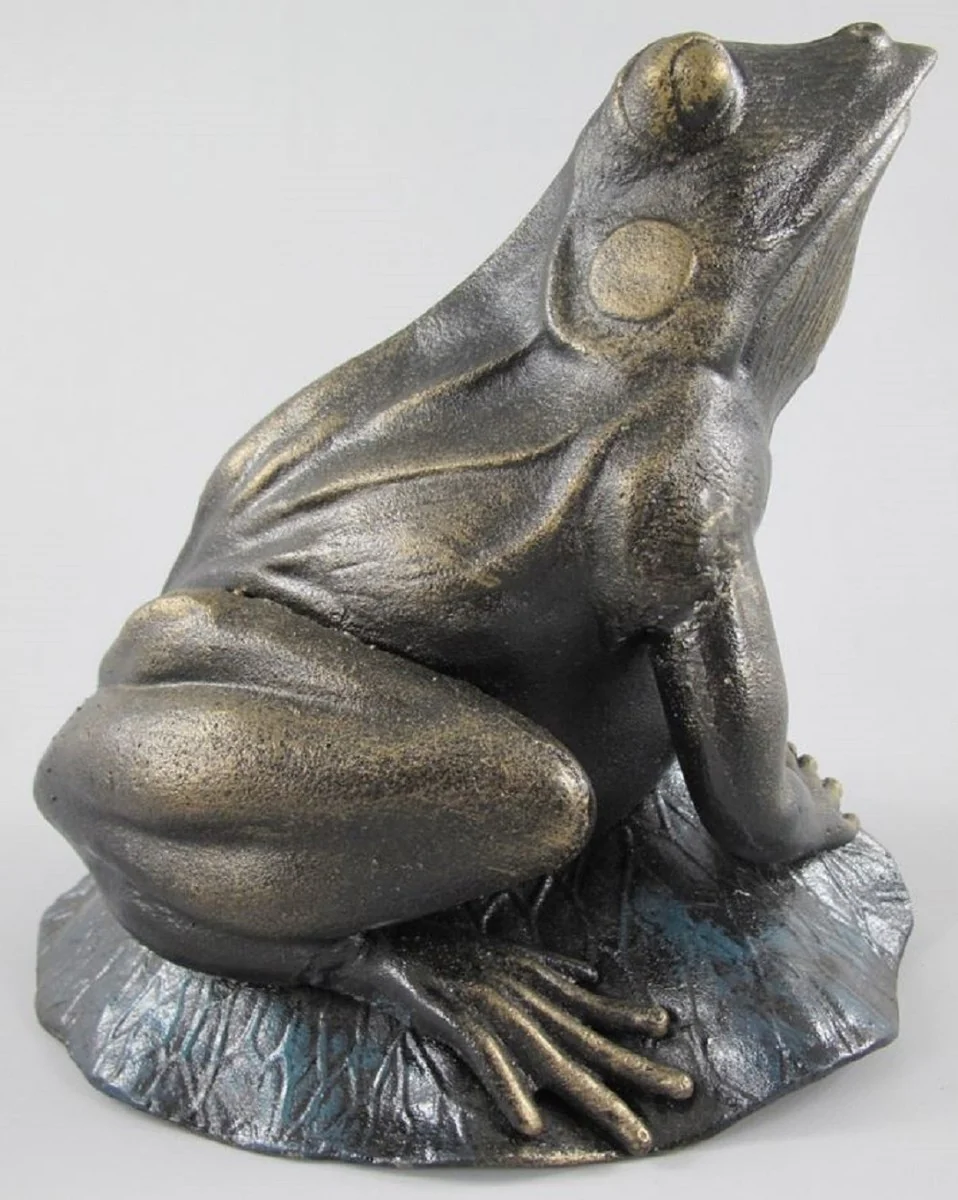 Casa Padrino escultura decorativa rana sobre hoja de estanque latón antiguo A. 28 cm - Figura decorativa de jardín y terraza de metal - Accesorios de decoración de jardín y terraza