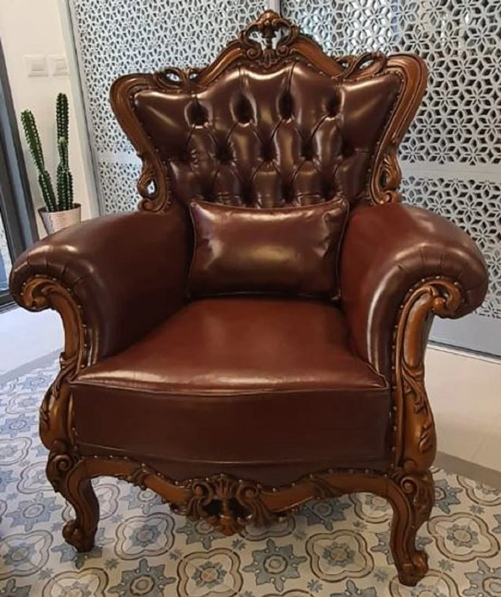 Casa Padrino sill¨®n de cuero barroco de lujo marr¨®n oscuro / marr¨®n - Sill¨®n de cuero genuino de la sala de estar con coj¨ªn decorativa - Muebles de sala de estar de lujo en estilo barroco