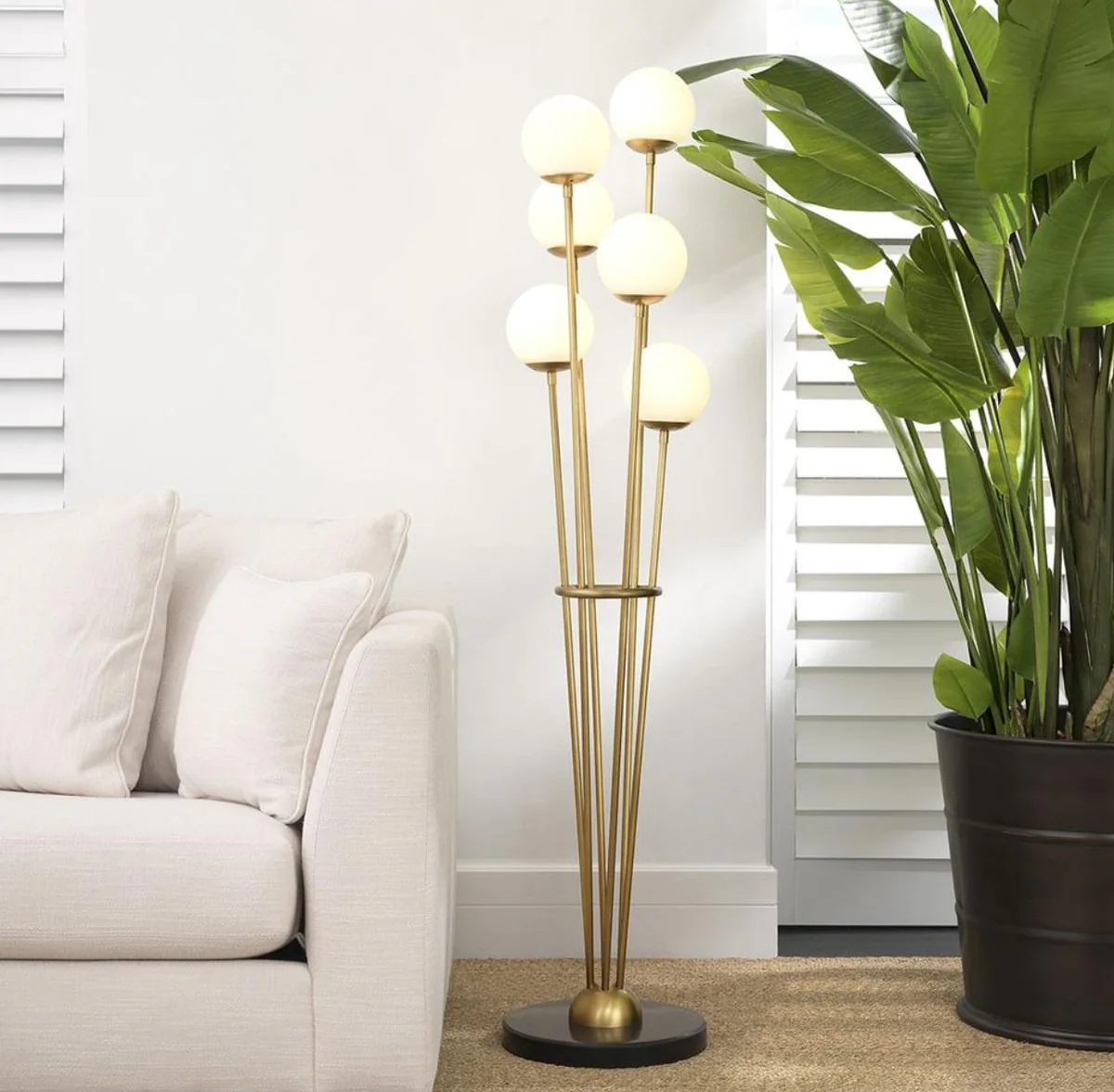 Casa Padrino lámpara de pie de lujo latón antiguo / negro / blanco Ø 42 x H. 169 cm - Lámpara de Pie de Diseño con Base de Mármol y Pantallas de Vidrio Esférico